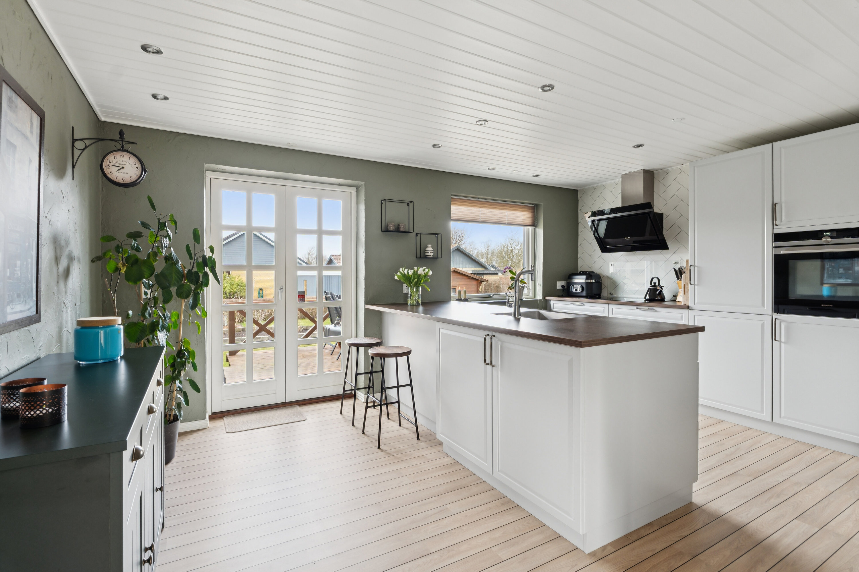 Fremhævet køkken billede i fuldskærmstilstand. Billede af Egevej 37, 7470 Karup J