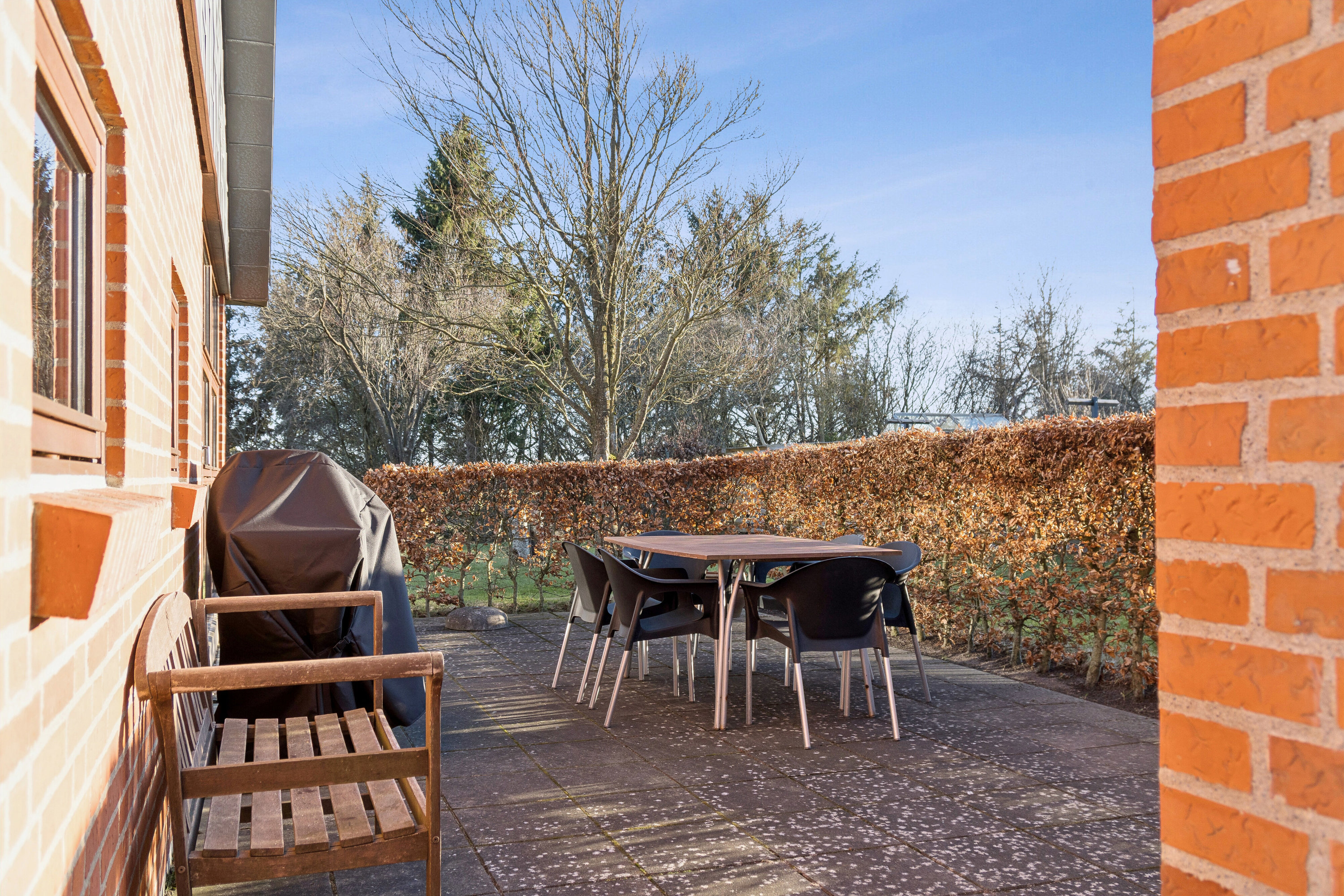 Fremhævet terrasse billede i fuldskærmstilstand. Billede af Fuglekongevej 8, 9800 Hjørring