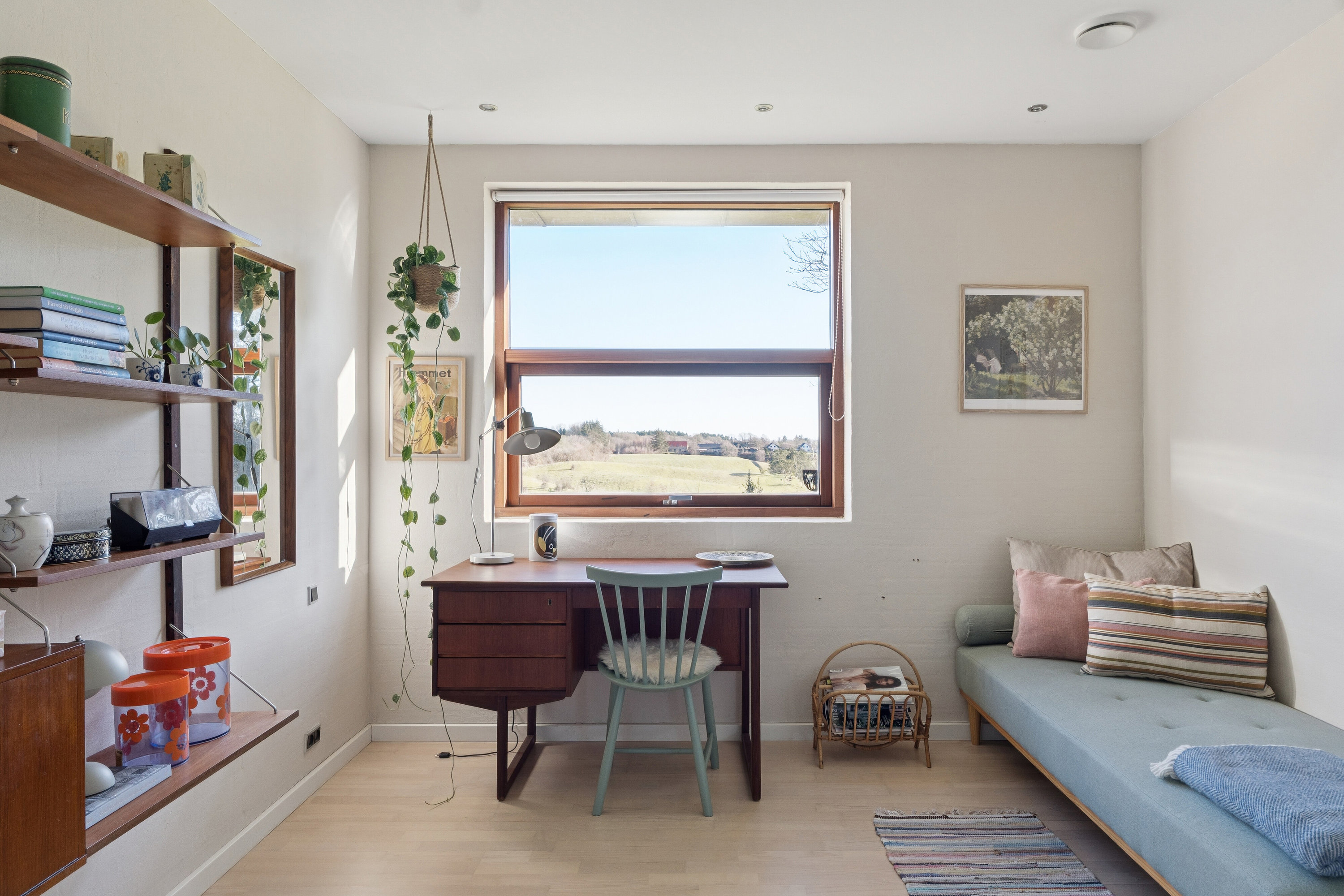 Fremhævet indendørs billede i fuldskærmstilstand. Billede af Fuglekongevej 8, 9800 Hjørring