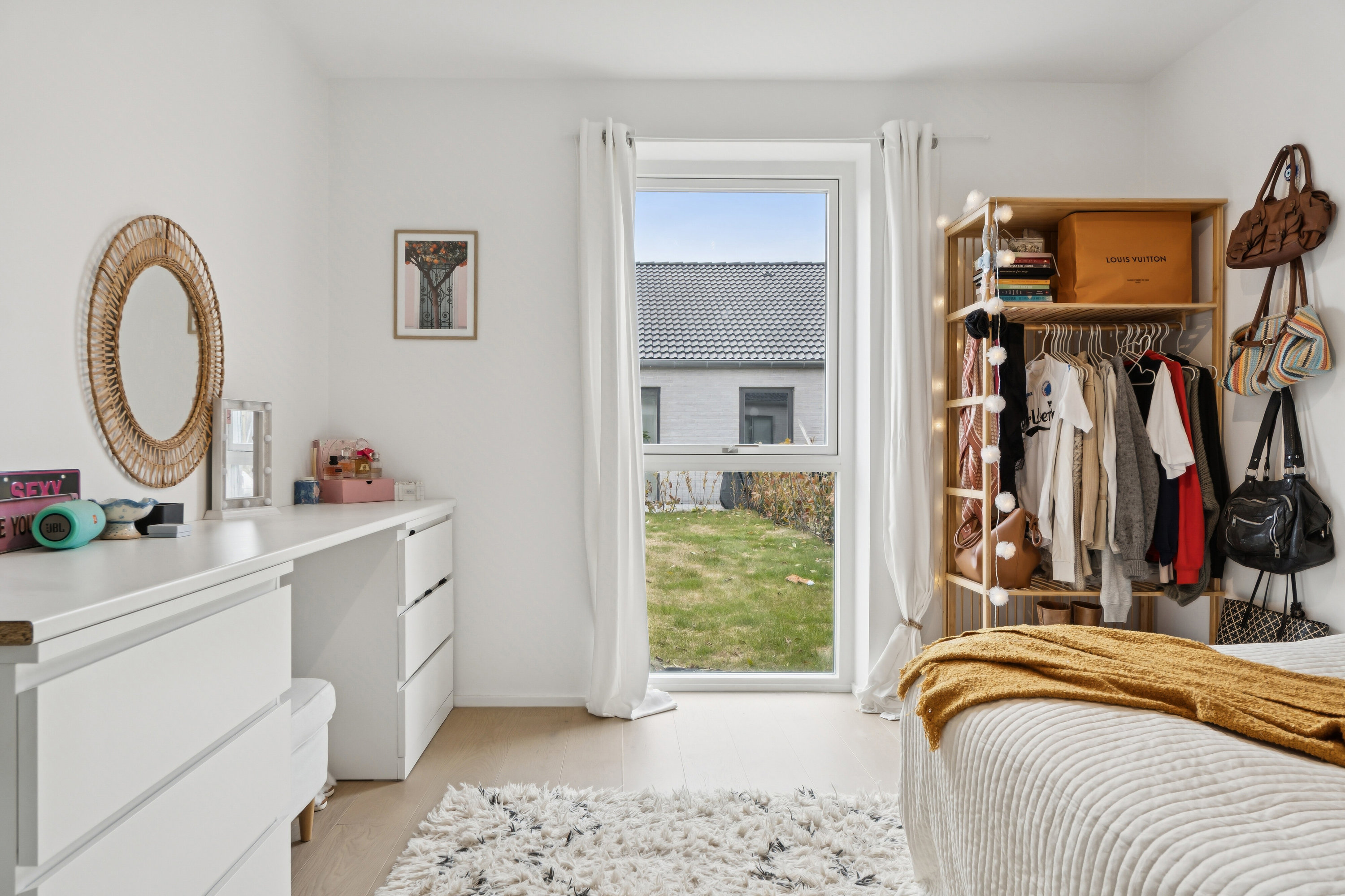 Fremhævet soveværelse billede i fuldskærmstilstand. Billede af Kræmmervej 3, 3100 Hornbæk