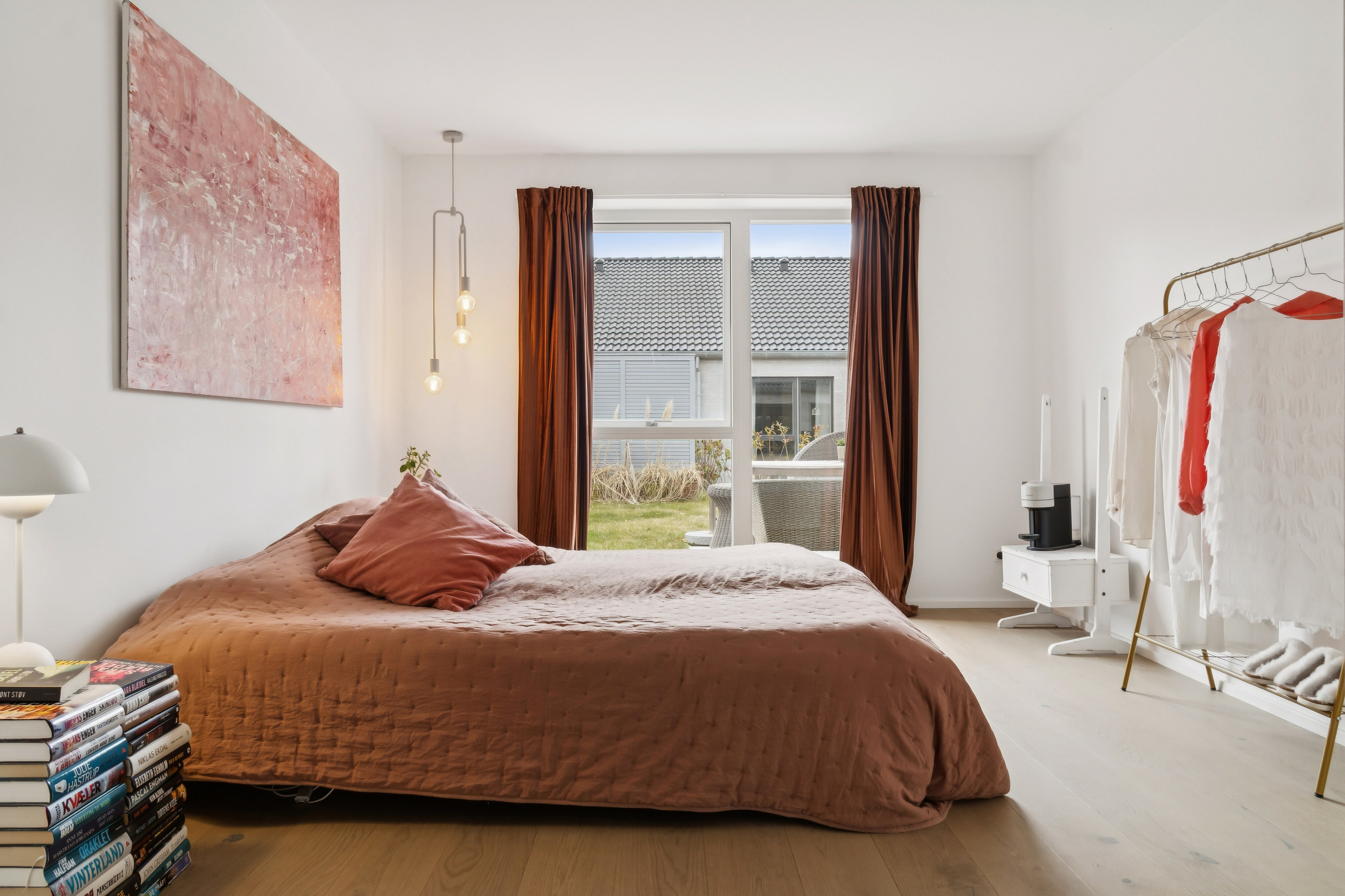 Fremhævet soveværelse billede i fuldskærmstilstand. Billede af Kræmmervej 3, 3100 Hornbæk