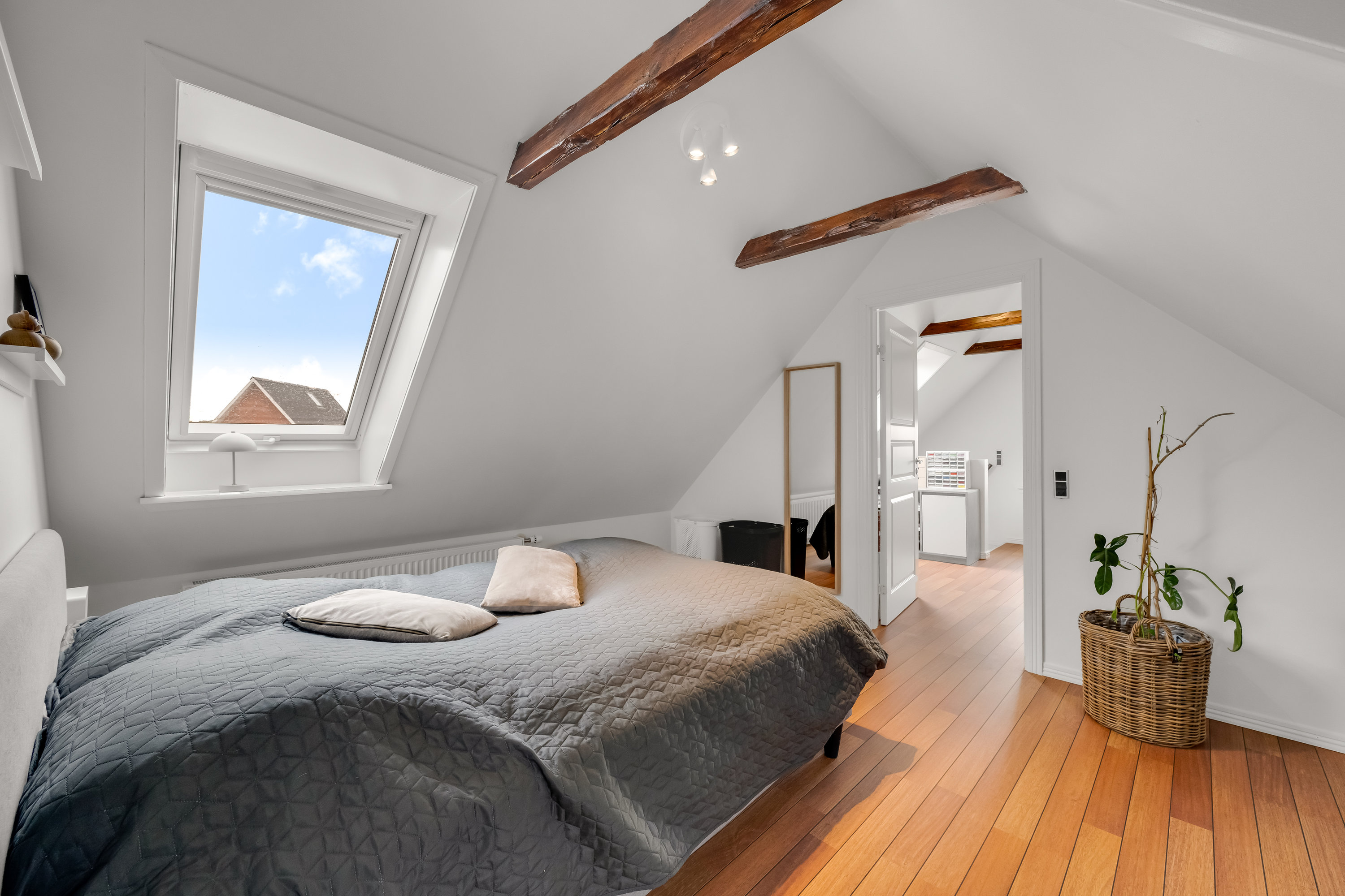 Fremhævet soveværelse billede i fuldskærmstilstand. Billede af Kongevej 36, 6900 Skjern