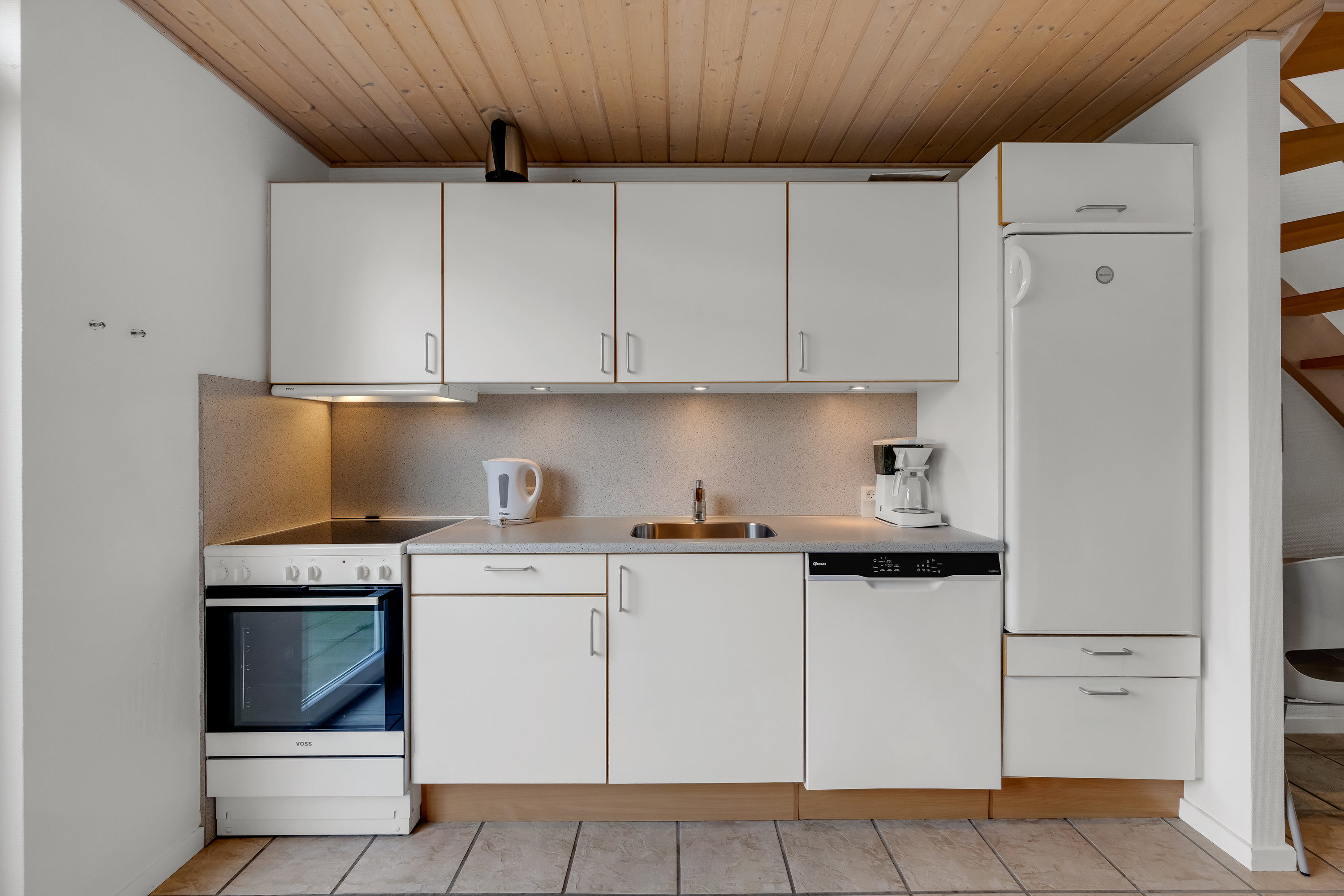 Fremhævet køkken billede i fuldskærmstilstand. Billede af Lønne Feriepark 109B, Lønne, 6830 Nørre Nebel