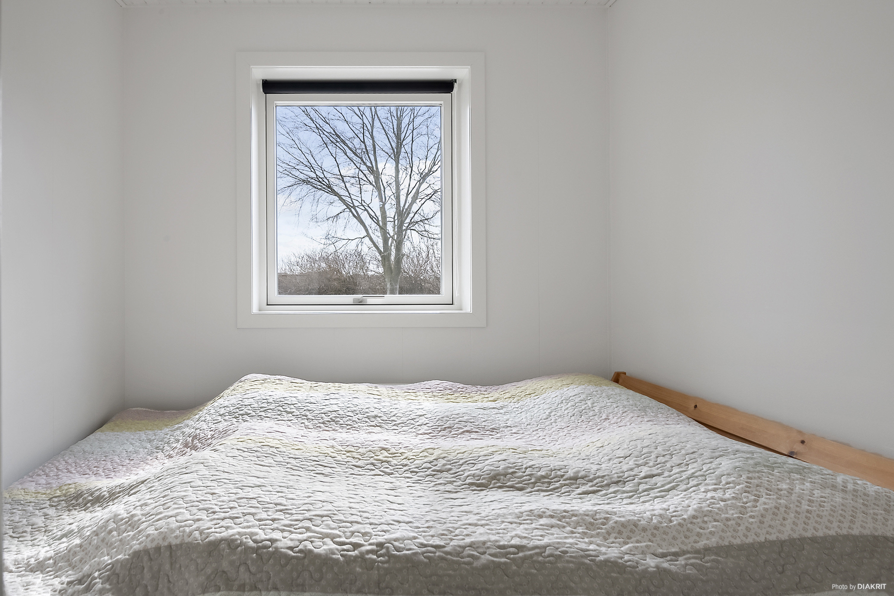 Fremhævet soveværelse billede i fuldskærmstilstand. Billede af Præsteager 221, Saksild Str, 8300 Odder