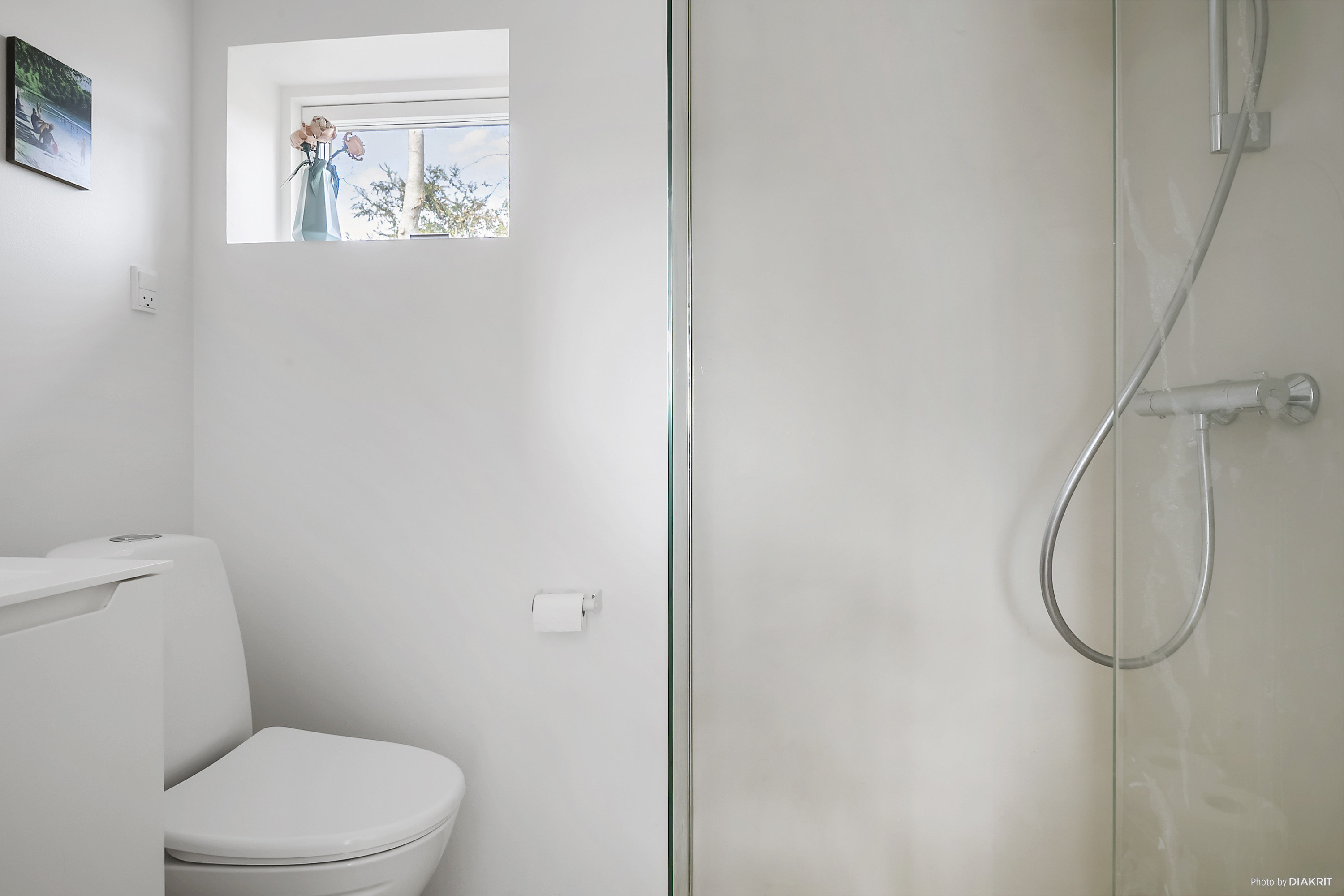 Fremhævet badeværelse billede i fuldskærmstilstand. Billede af Præsteager 221, Saksild Str, 8300 Odder