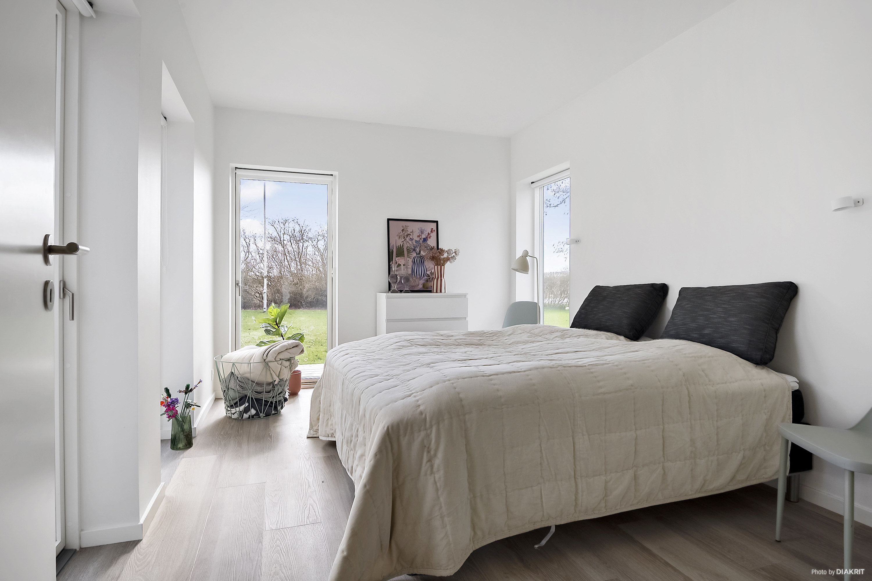 Fremhævet soveværelse billede i fuldskærmstilstand. Billede af Præsteager 221, Saksild Str, 8300 Odder