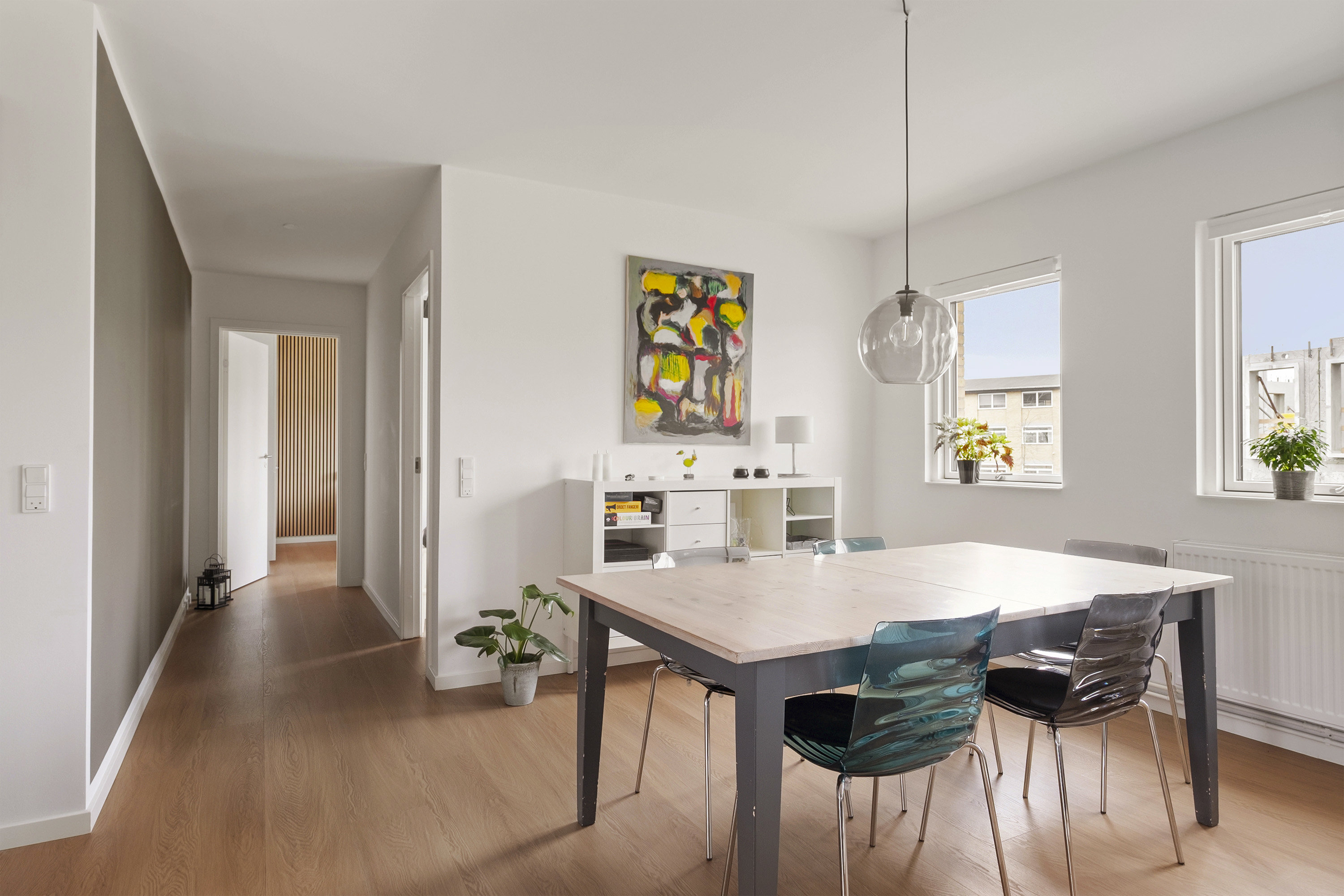 Fremhævet spisestue billede i fuldskærmstilstand. Billede af Amtsvej 15, 1., 3450 Allerød