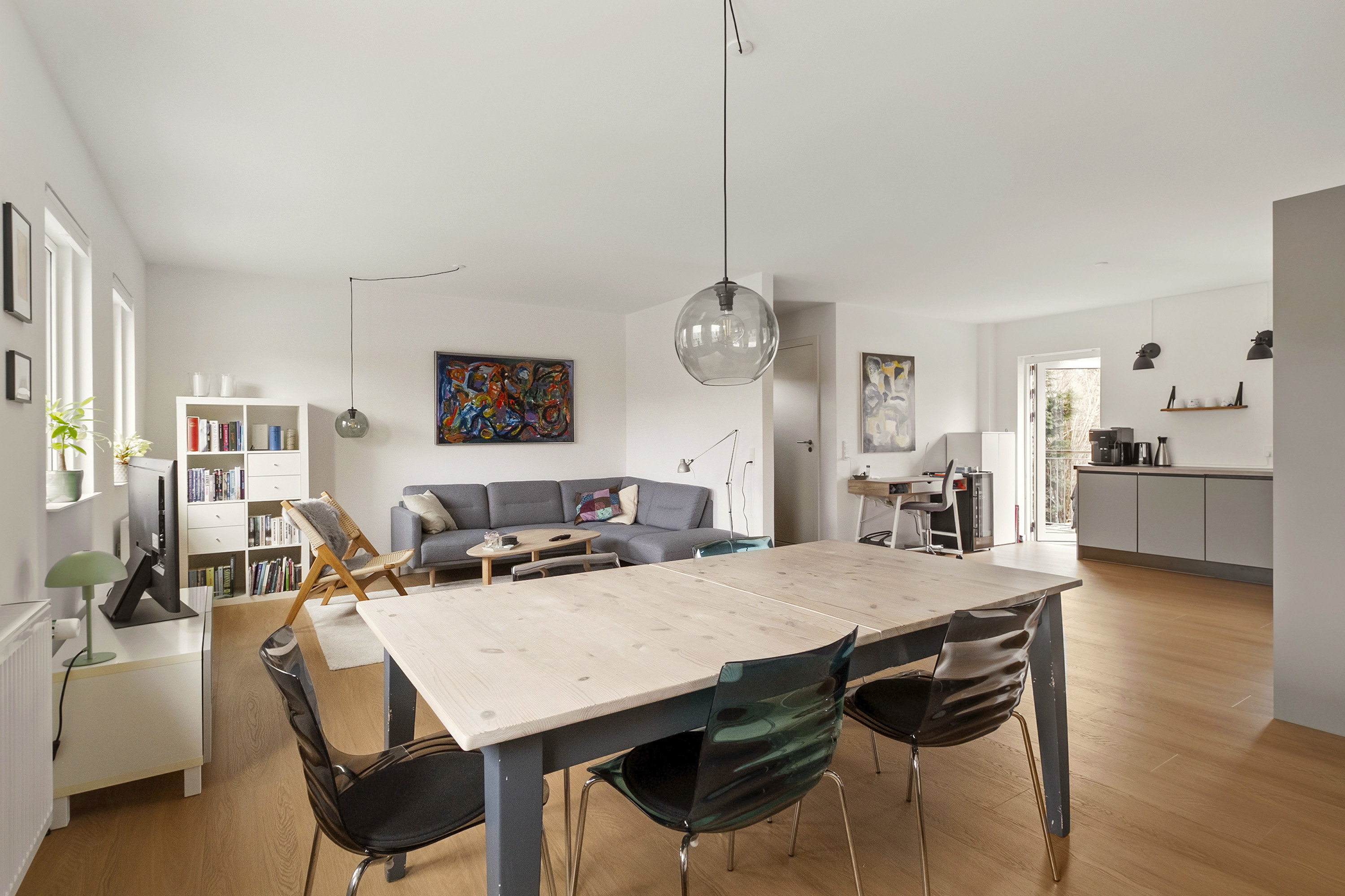 Fremhævet spisestue billede i fuldskærmstilstand. Billede af Amtsvej 15, 1., 3450 Allerød