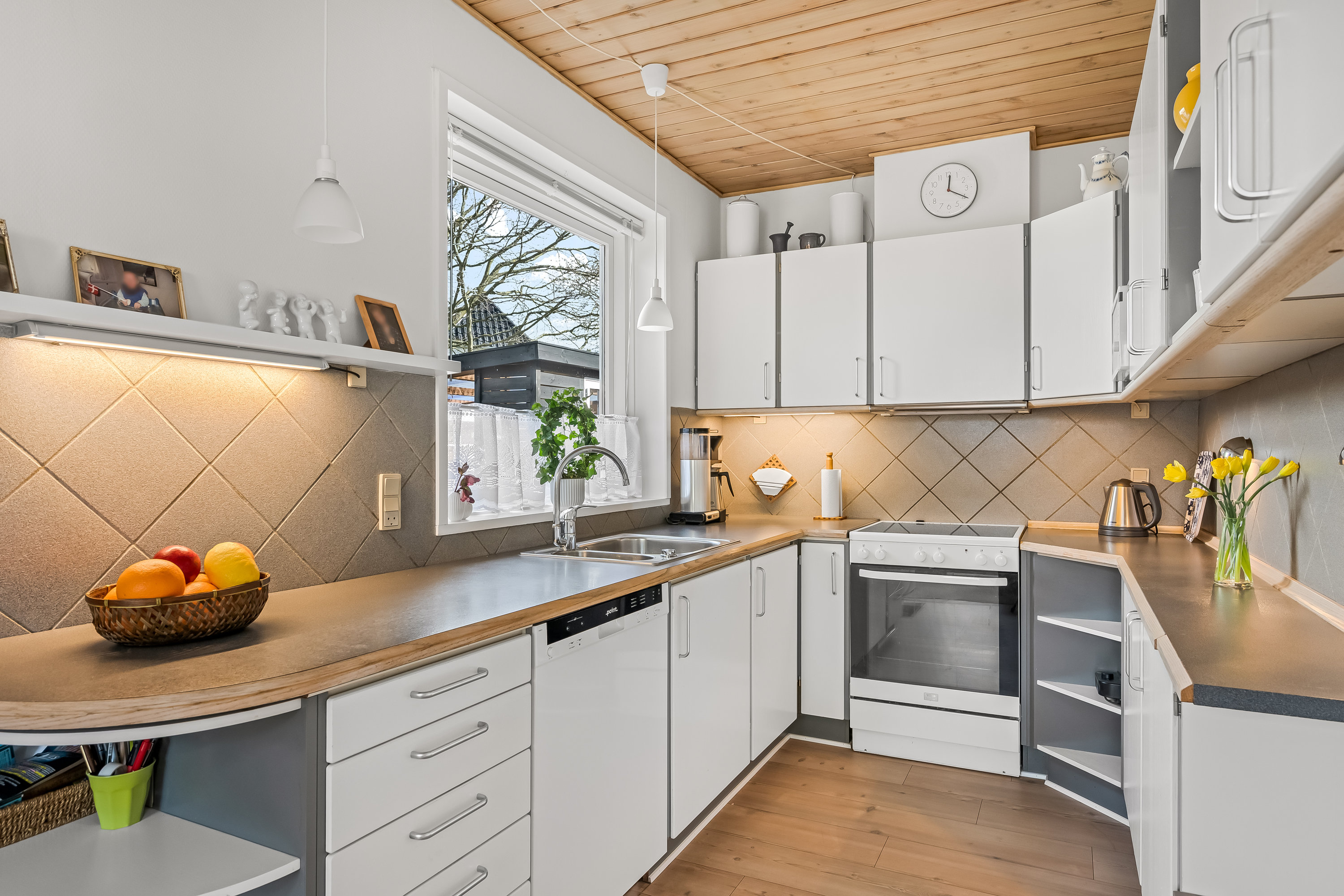 Fremhævet køkken billede i fuldskærmstilstand. Billede af Vestervejen 75, Nordby, 6720 Fanø