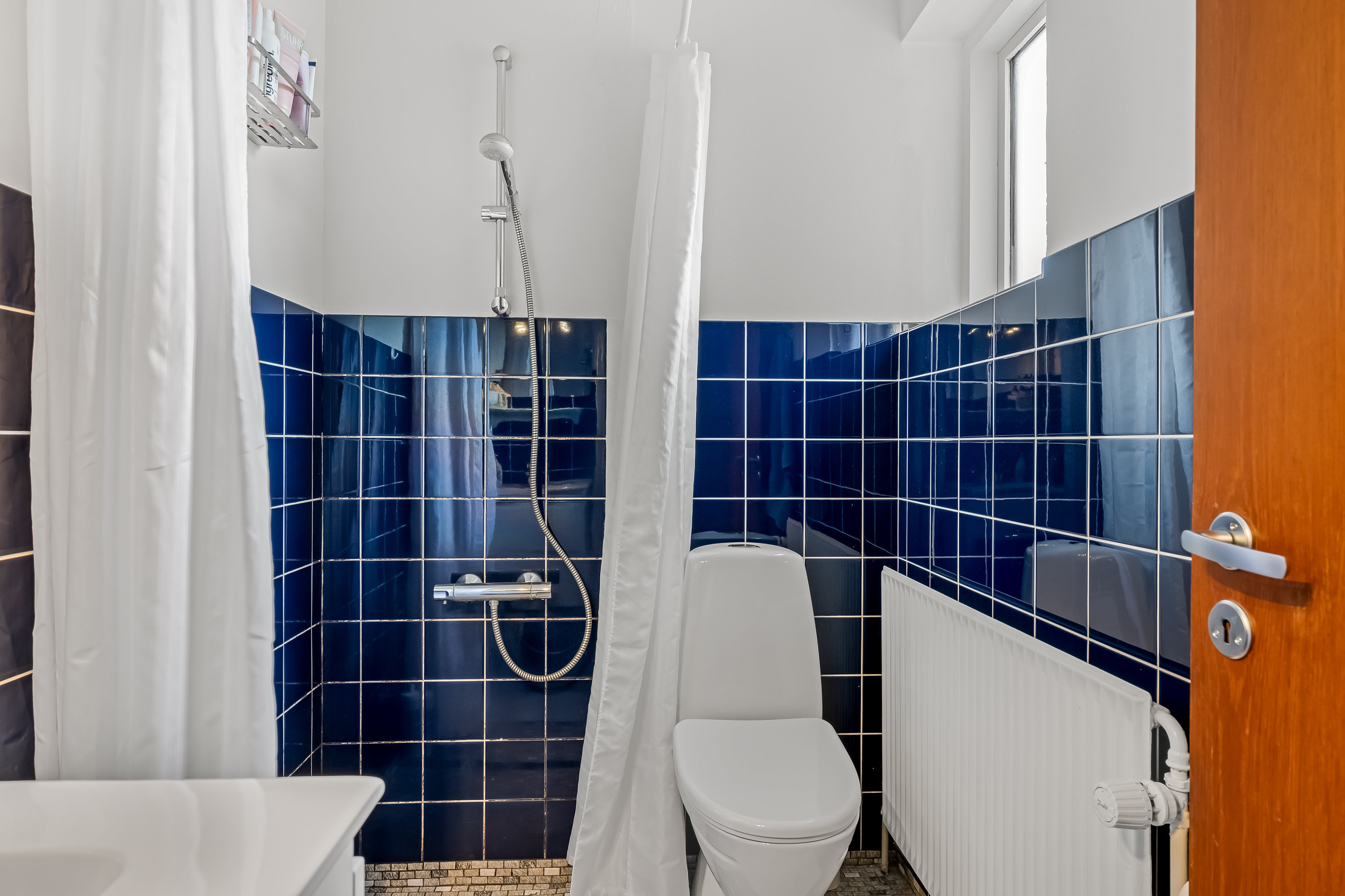 Fremhævet badeværelse billede i fuldskærmstilstand. Billede af Vestervejen 75, Nordby, 6720 Fanø