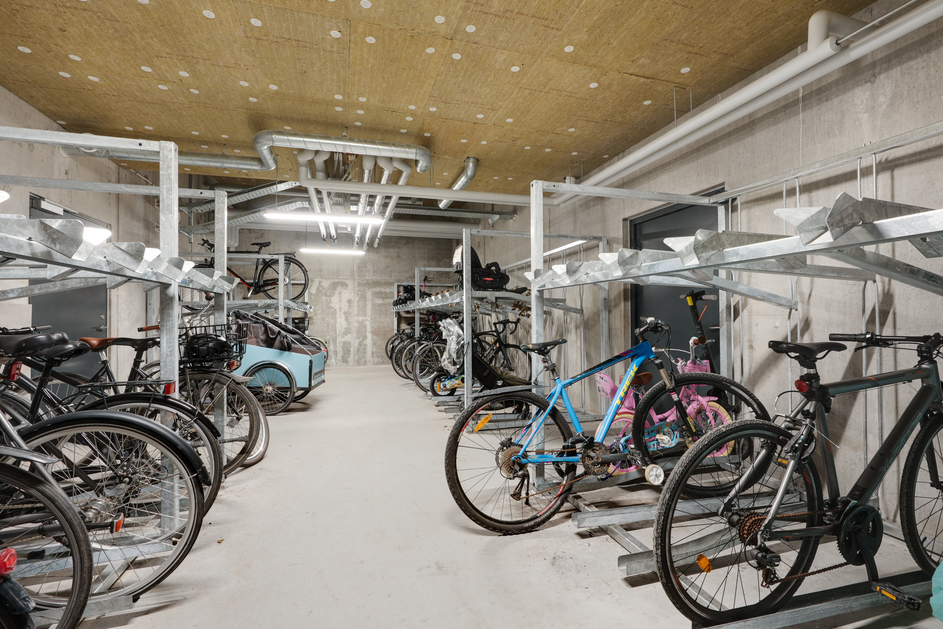 Fremhævet værelse billede i fuldskærmstilstand. Billede af Robert Jacobsens Vej 40A, 2. 1., 2300 København S