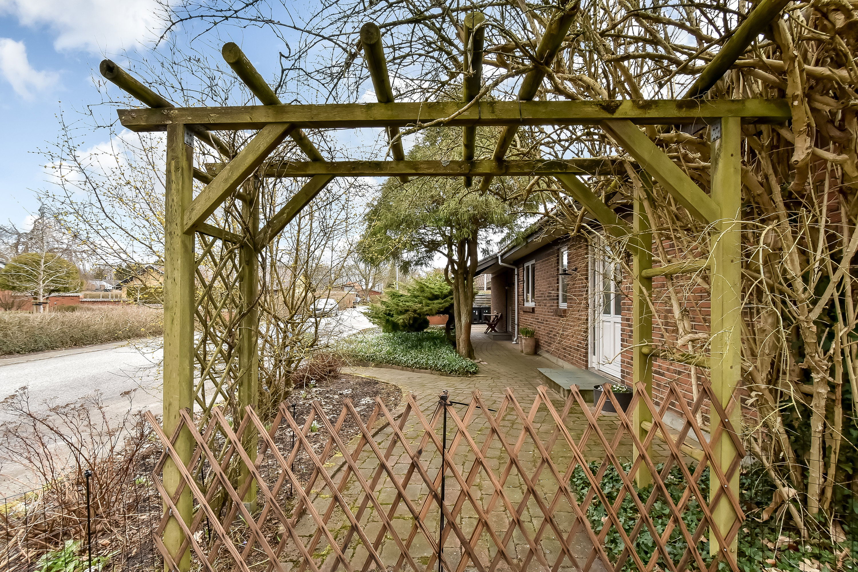 Fremhævet pergola billede i fuldskærmstilstand. Billede af Bjørneklovej 4, Høgild, 7400 Herning