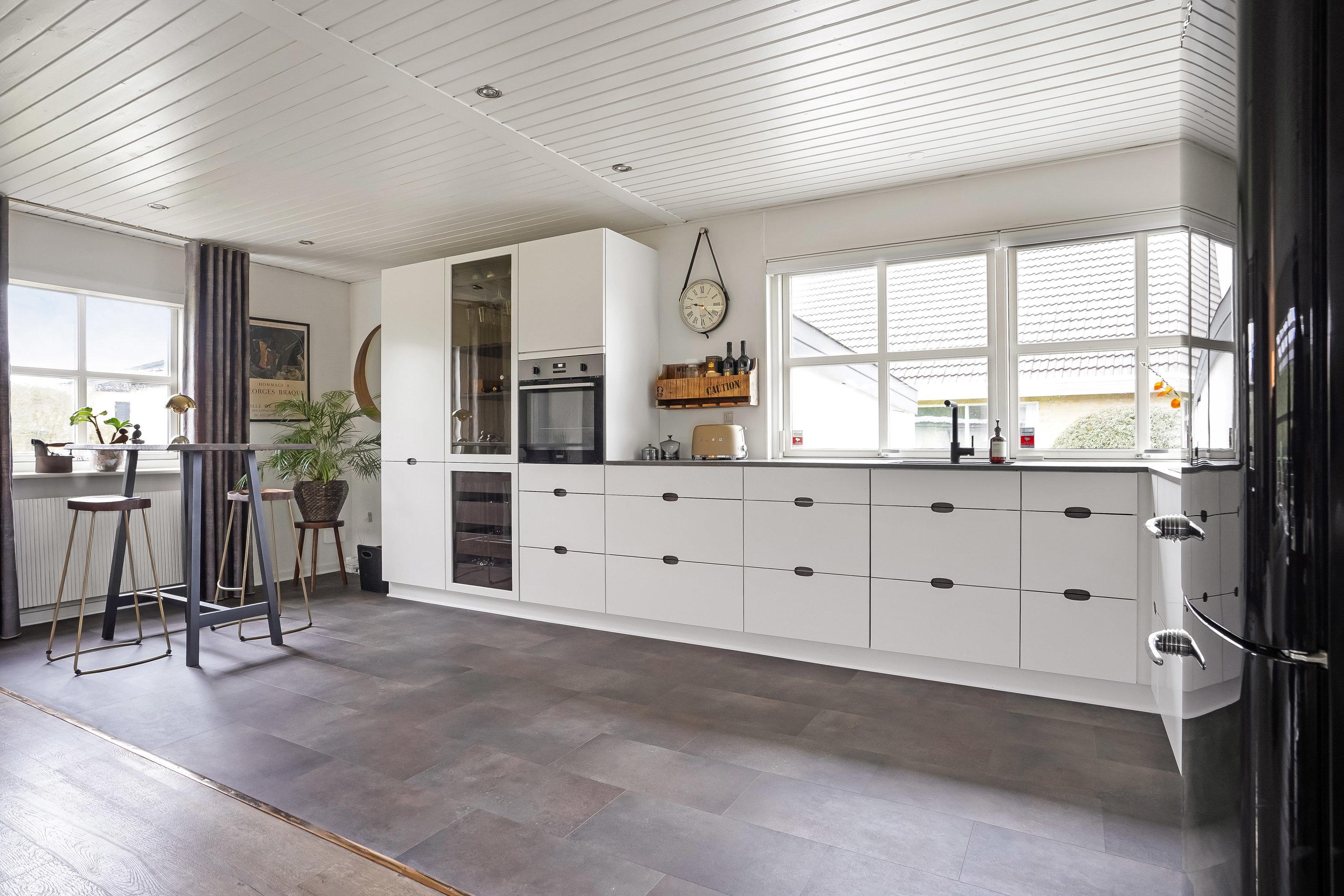 Fremhævet køkken billede i fuldskærmstilstand. Billede af Skovvej 14, 5462 Morud