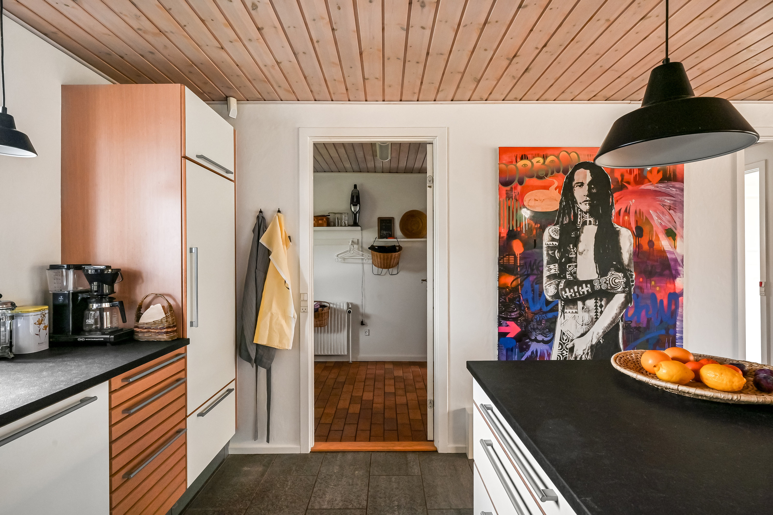 Fremhævet køkken billede i fuldskærmstilstand. Billede af Bjørneklovej 4, Høgild, 7400 Herning