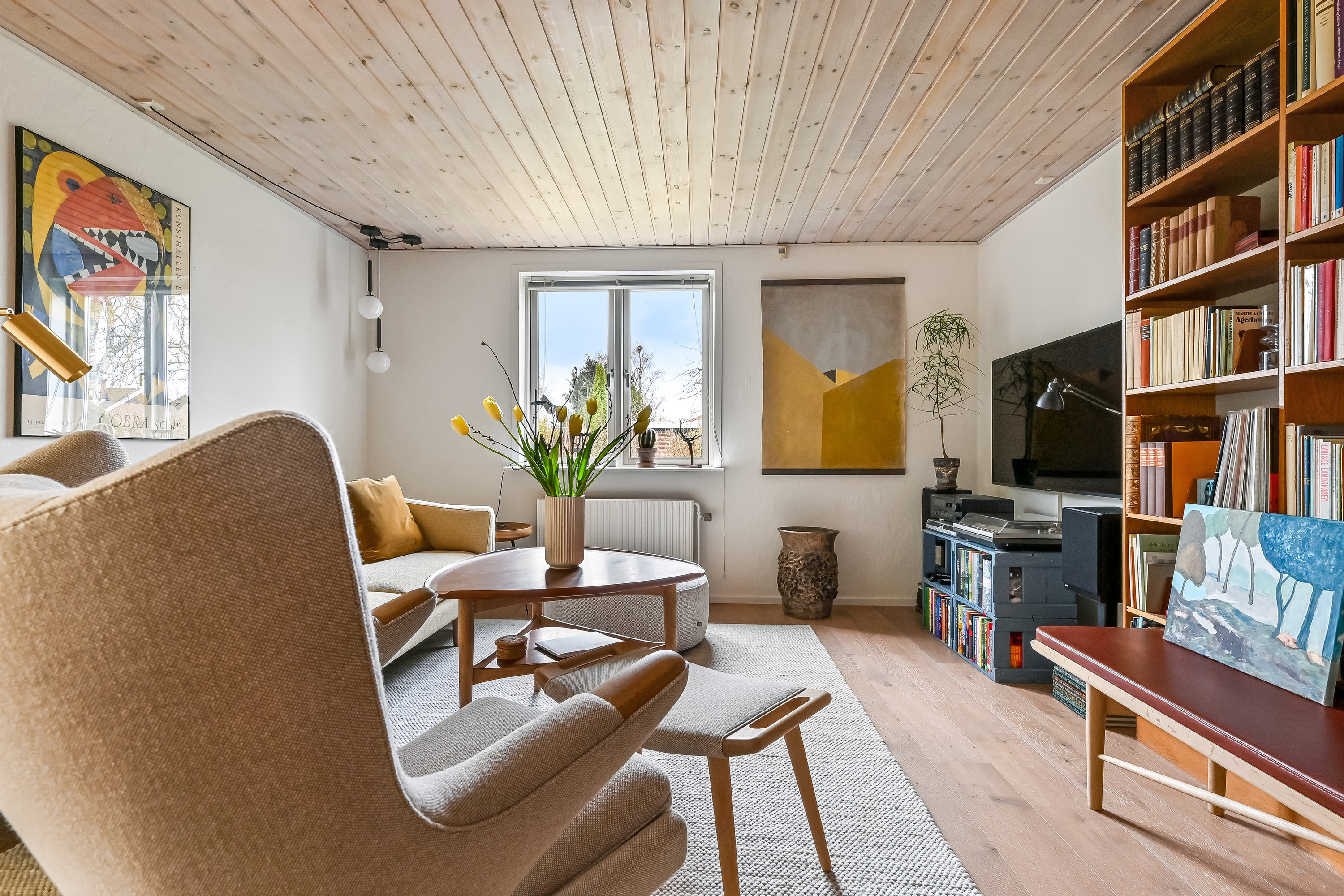 Fremhævet stue billede i fuldskærmstilstand. Billede af Bjørneklovej 4, Høgild, 7400 Herning