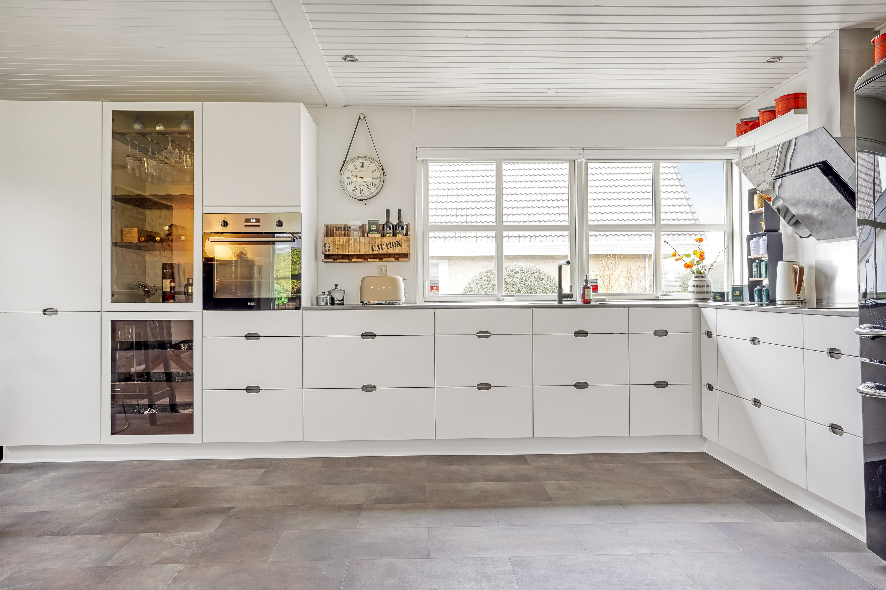 Fremhævet køkken billede i fuldskærmstilstand. Billede af Skovvej 14, 5462 Morud