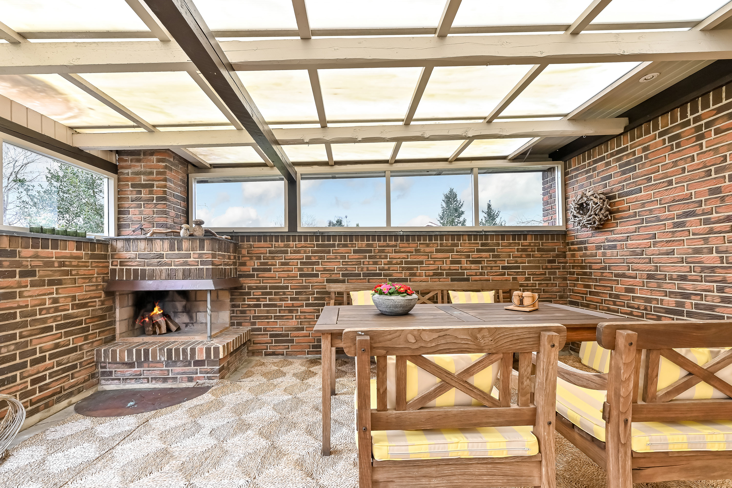 Fremhævet udestue billede i fuldskærmstilstand. Billede af Bjørneklovej 4, Høgild, 7400 Herning