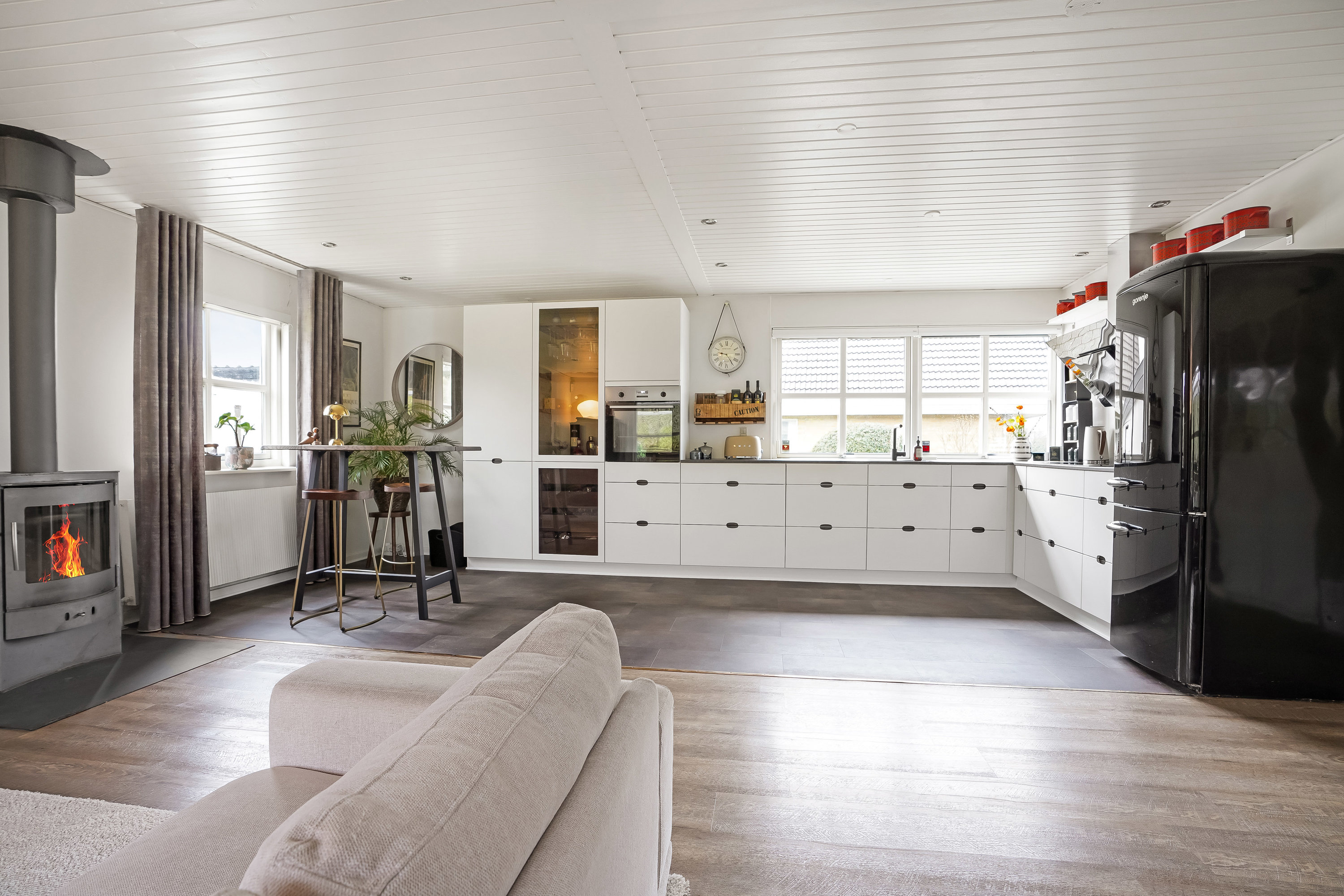 Fremhævet køkken billede i fuldskærmstilstand. Billede af Skovvej 14, 5462 Morud