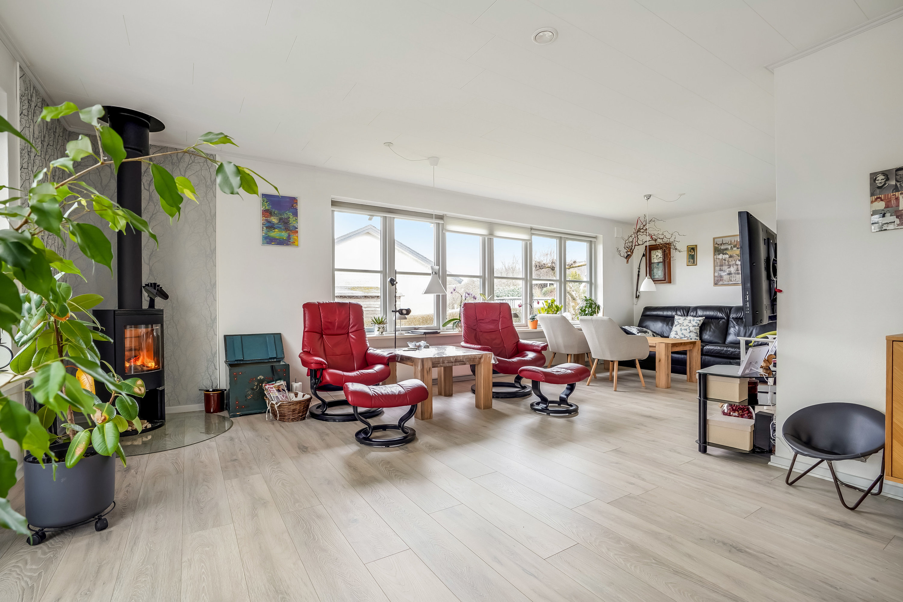 Fremhævet stue billede i fuldskærmstilstand. Billede af Stjernevænget 14, Ejby, 5592 Ejby