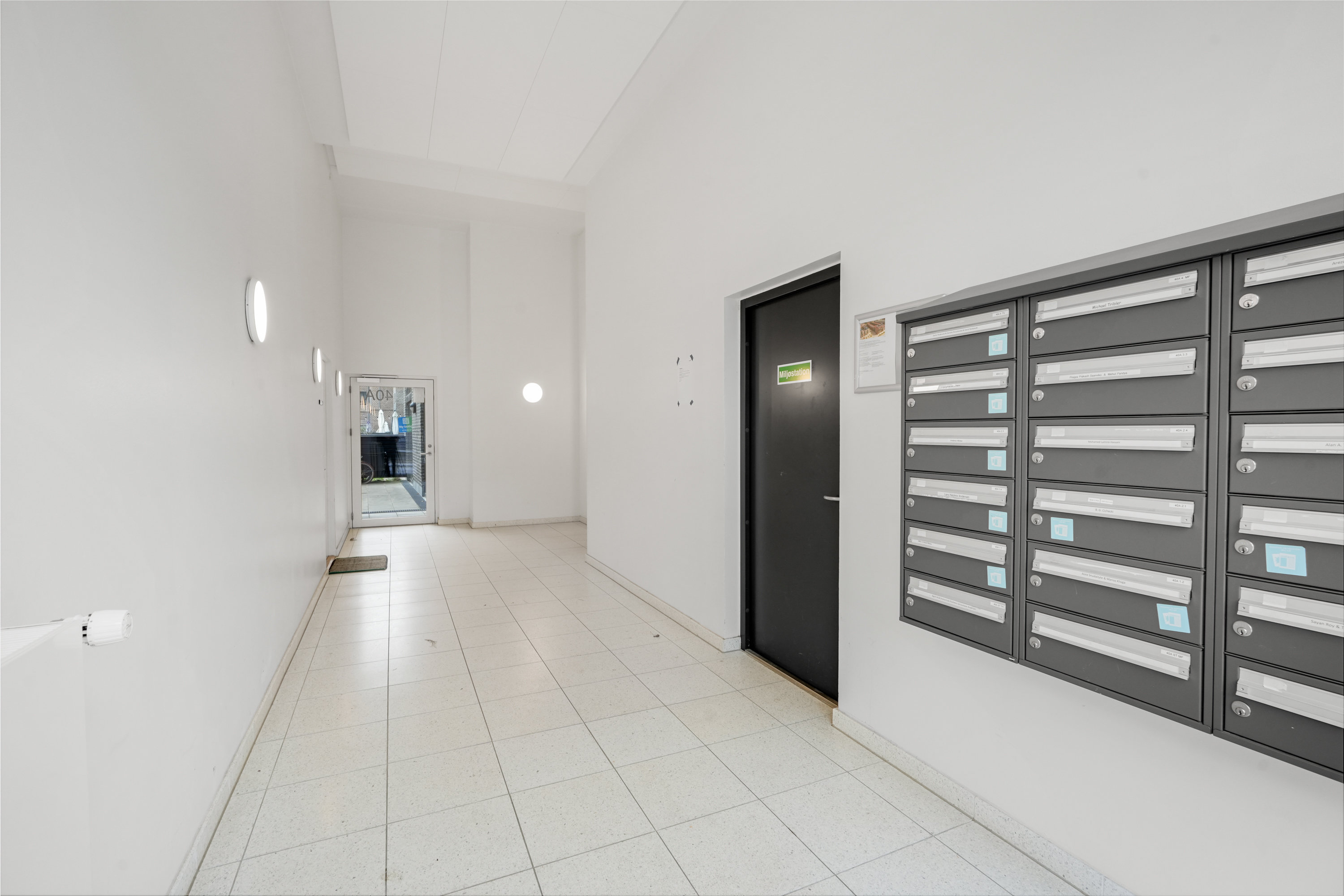 Fremhævet gang billede i fuldskærmstilstand. Billede af Robert Jacobsens Vej 40A, 2. 1., 2300 København S