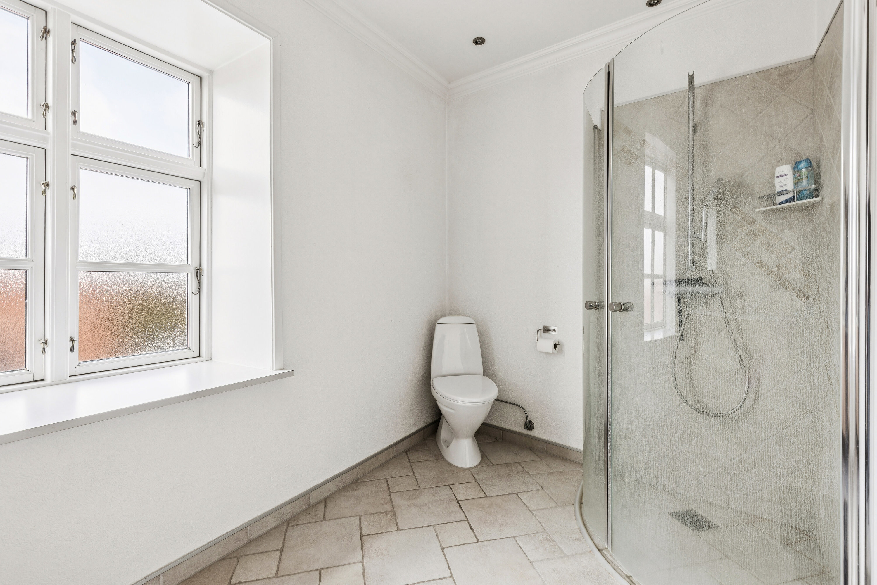 Fremhævet badeværelse billede i fuldskærmstilstand. Billede af Smedegade 31A, st.. th., 4200 Slagelse