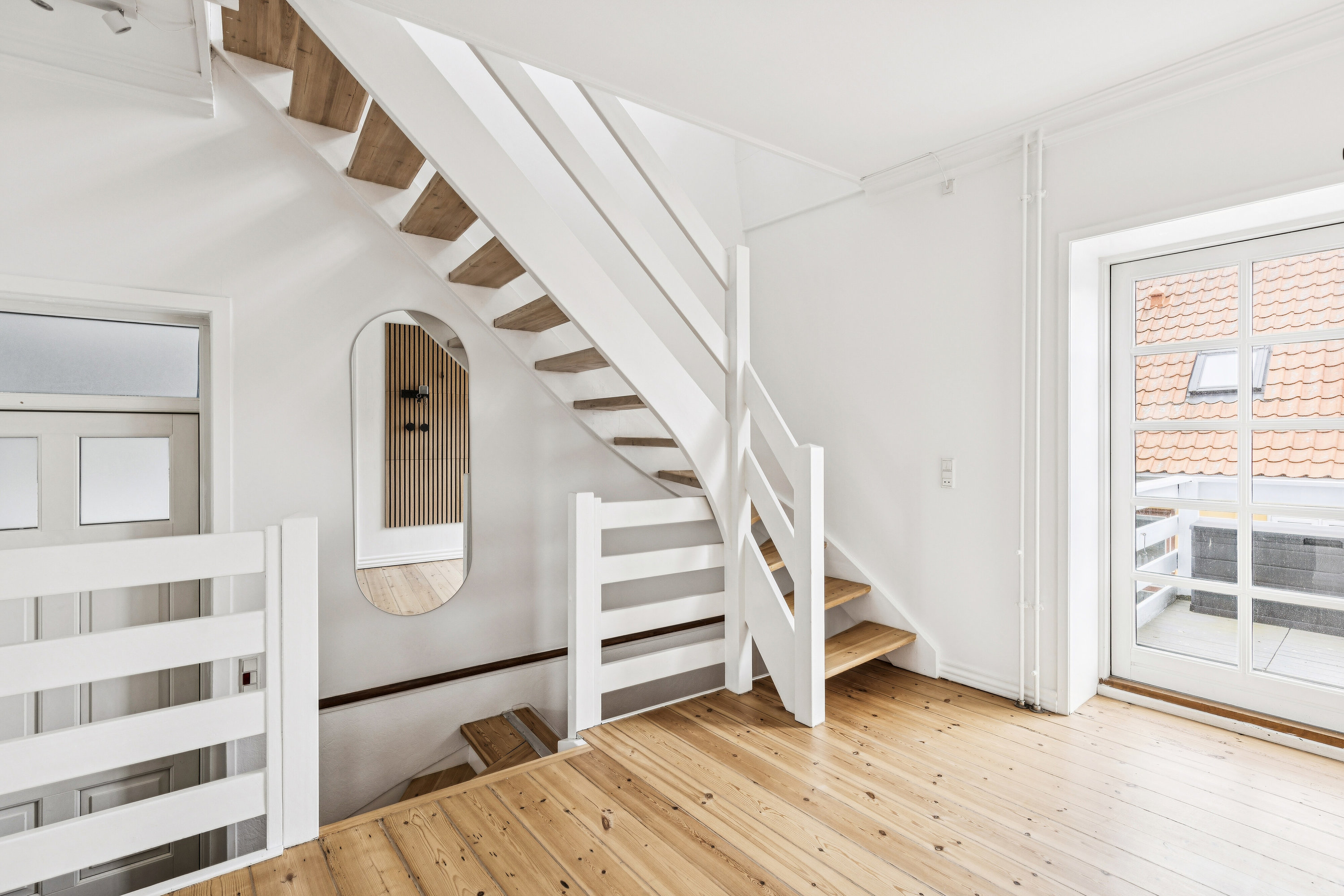 Fremhævet hall billede i fuldskærmstilstand. Billede af Smedegade 31A, st.. th., 4200 Slagelse