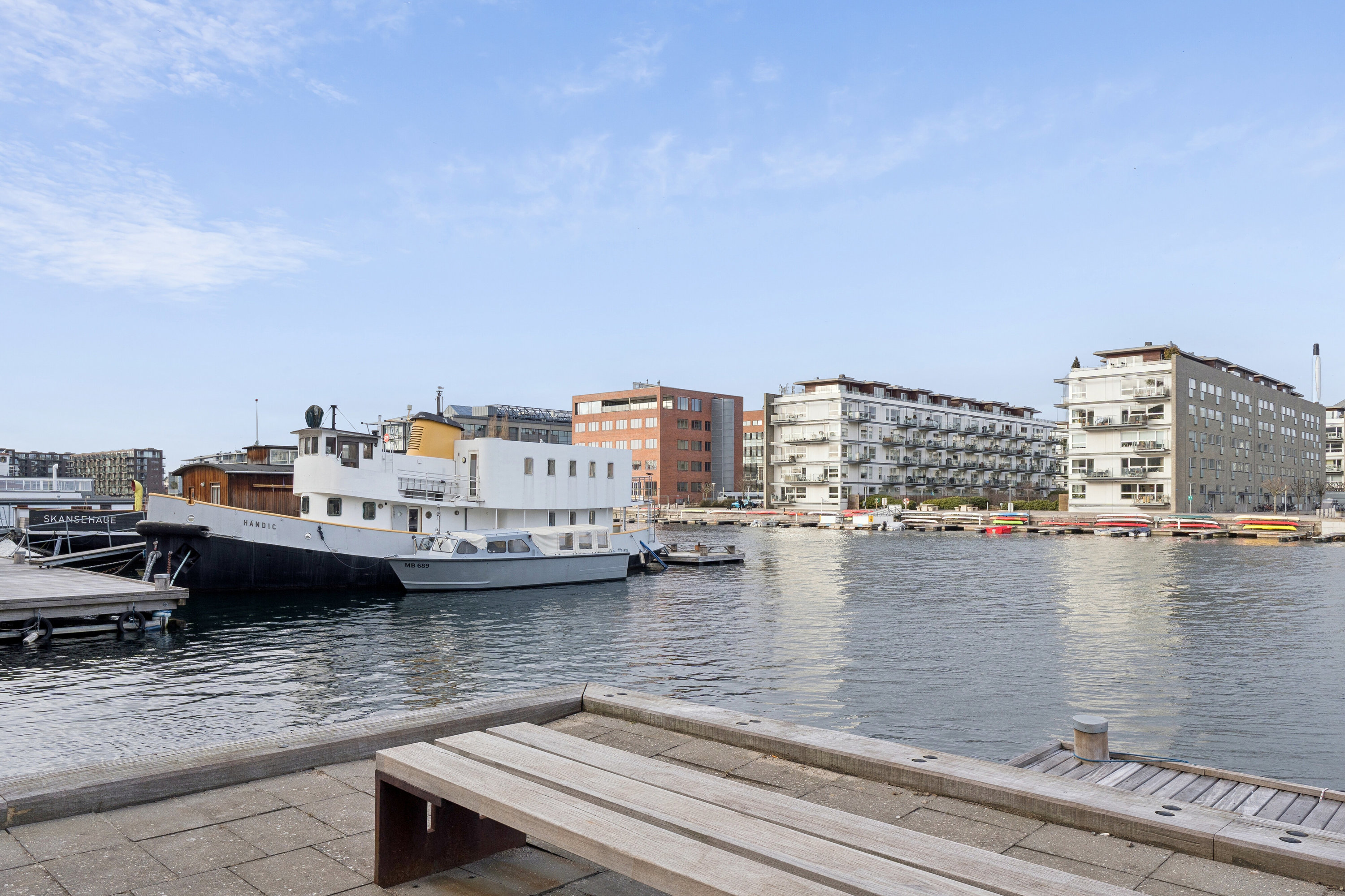 Fremhævet udendørs billede i fuldskærmstilstand. Billede af Dexter Gordons Vej 15, st.., 2450 København SV