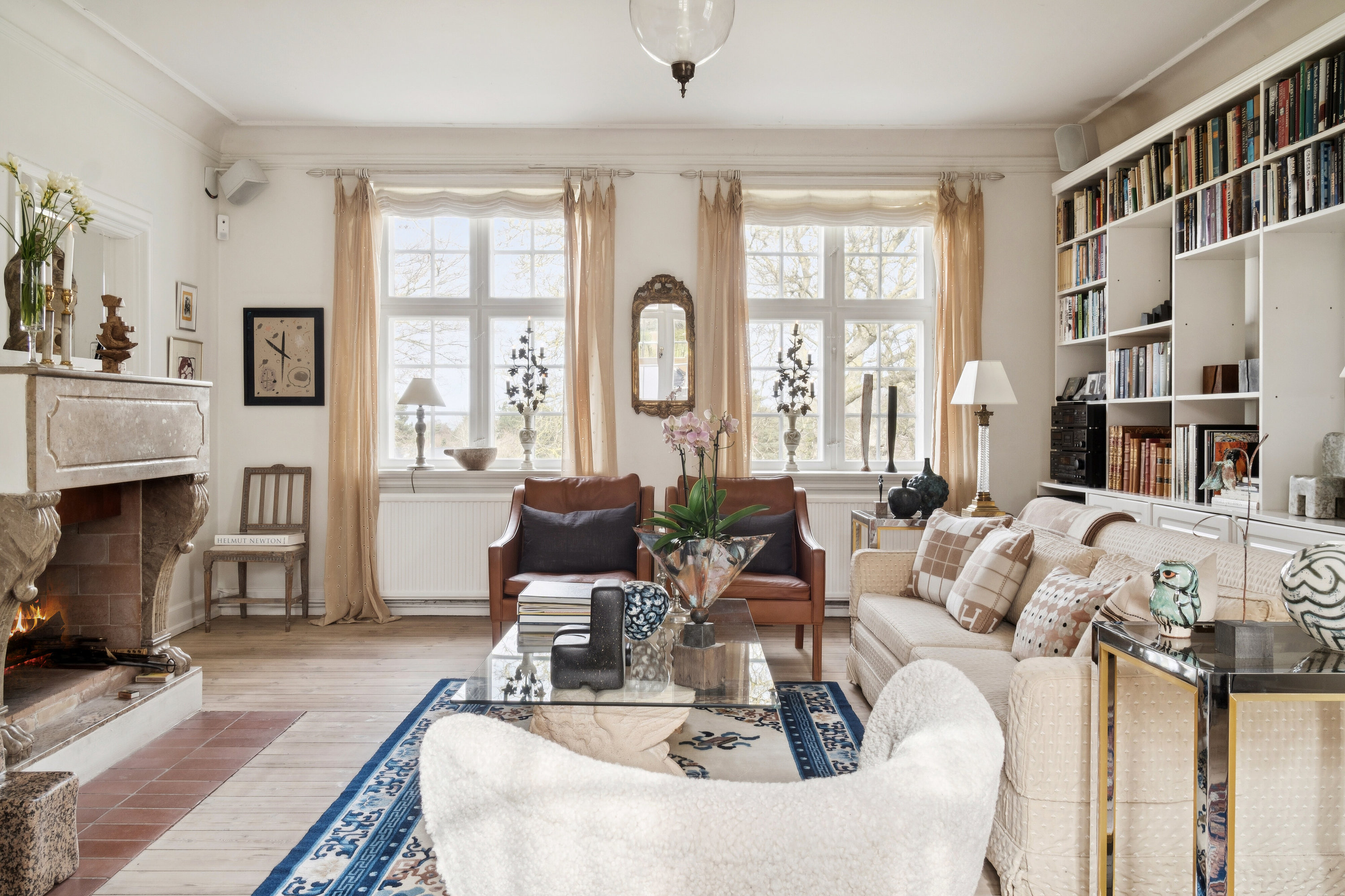 Fremhævet stue billede i fuldskærmstilstand. Billede af Hasselvangen 15, Nakkehoved, 3250 Gilleleje