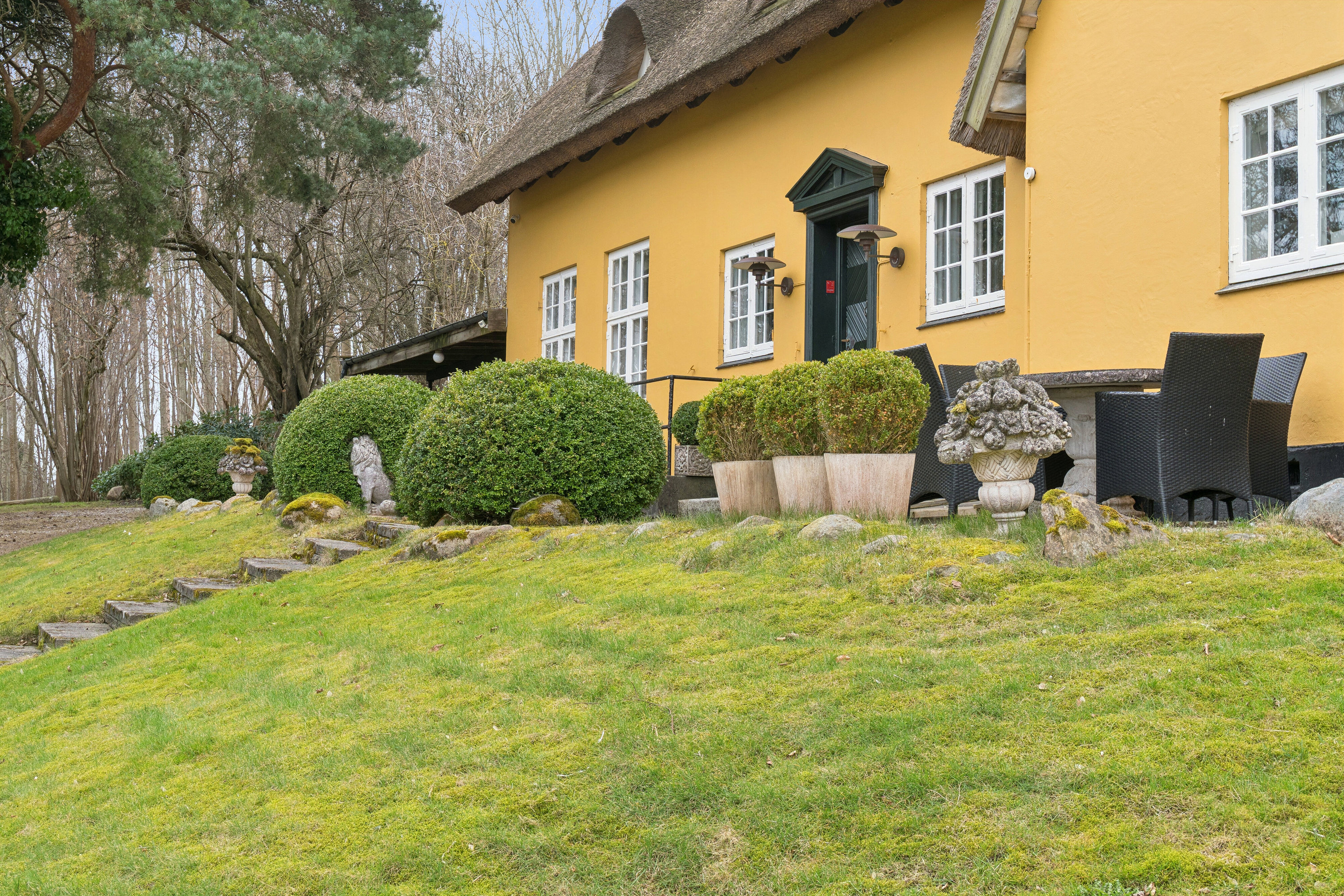 Fremhævet set fra haven billede i fuldskærmstilstand. Billede af Hasselvangen 15, Nakkehoved, 3250 Gilleleje