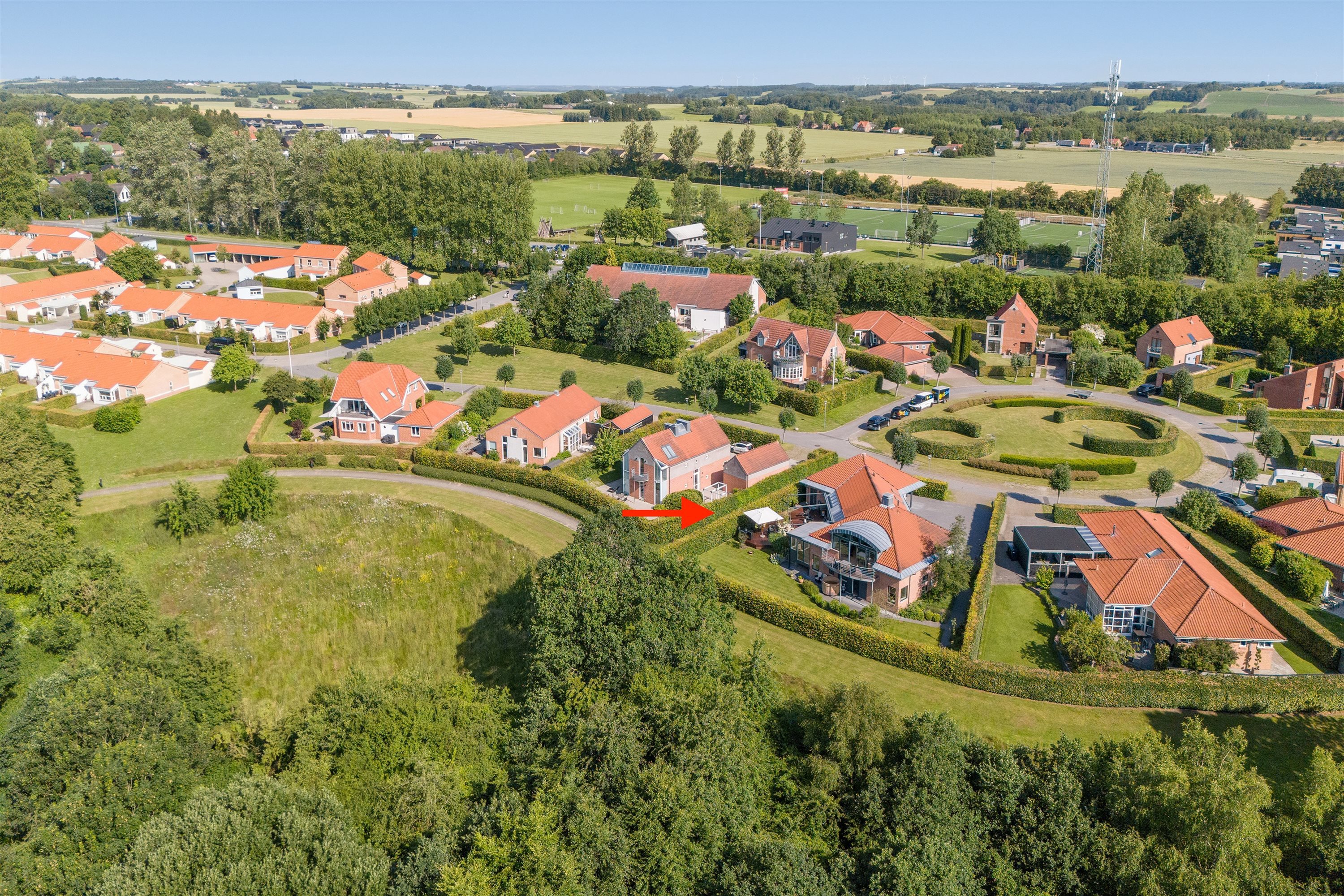 Fremhævet  billede i fuldskærmstilstand. Billede af Lindgrensvej 8, 8920 Randers NV