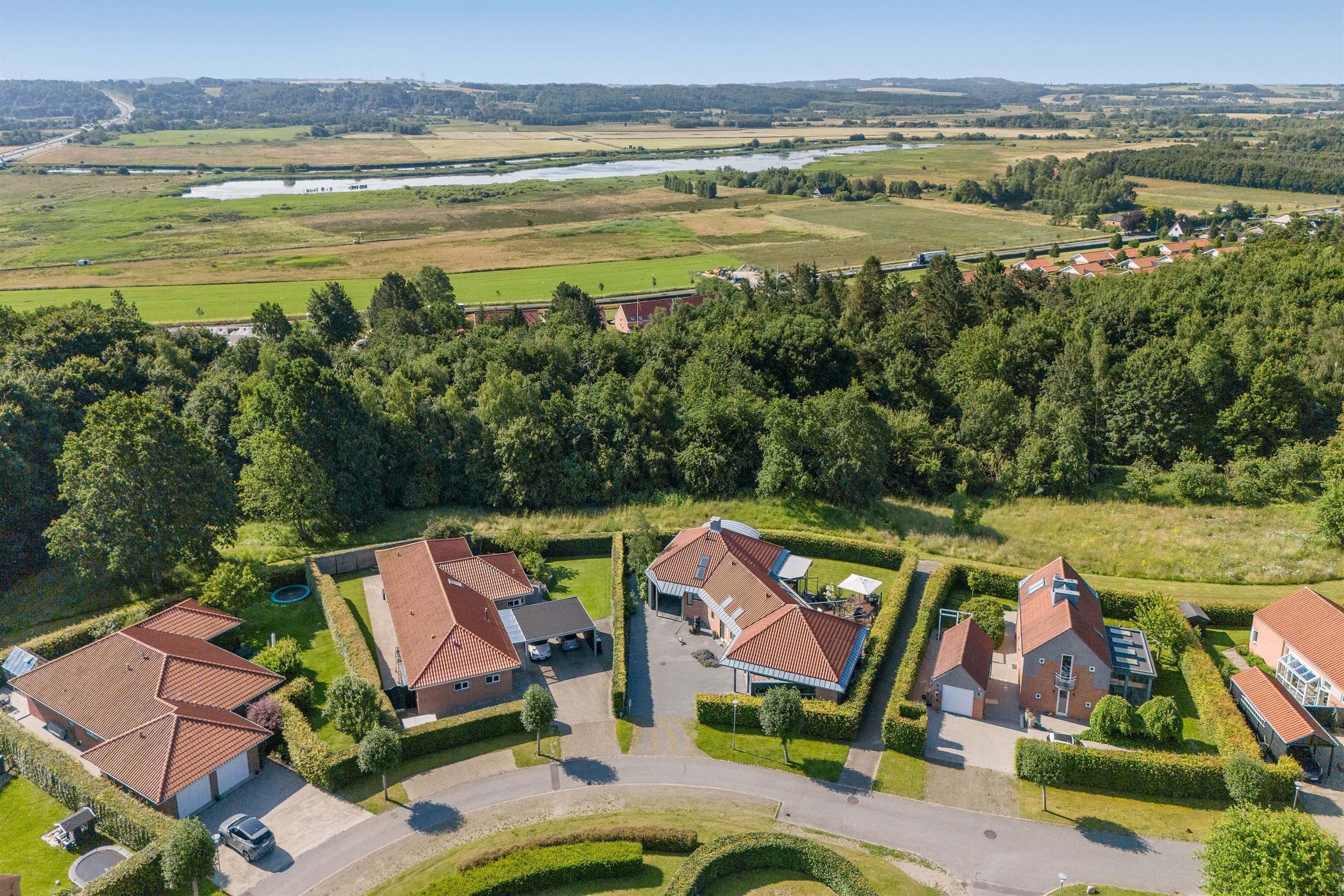 Fremhævet  billede i fuldskærmstilstand. Billede af Lindgrensvej 8, 8920 Randers NV