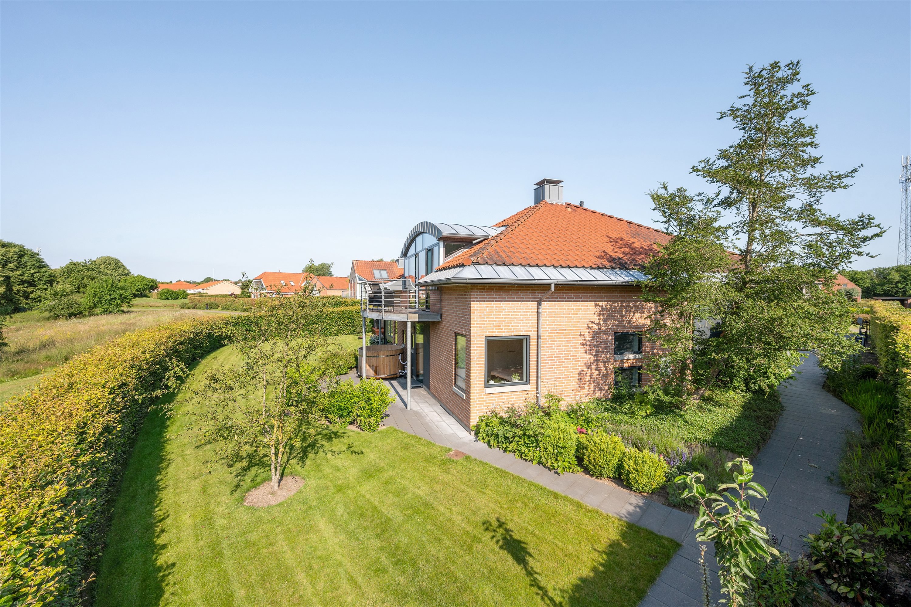 Fremhævet  billede i fuldskærmstilstand. Billede af Lindgrensvej 8, 8920 Randers NV