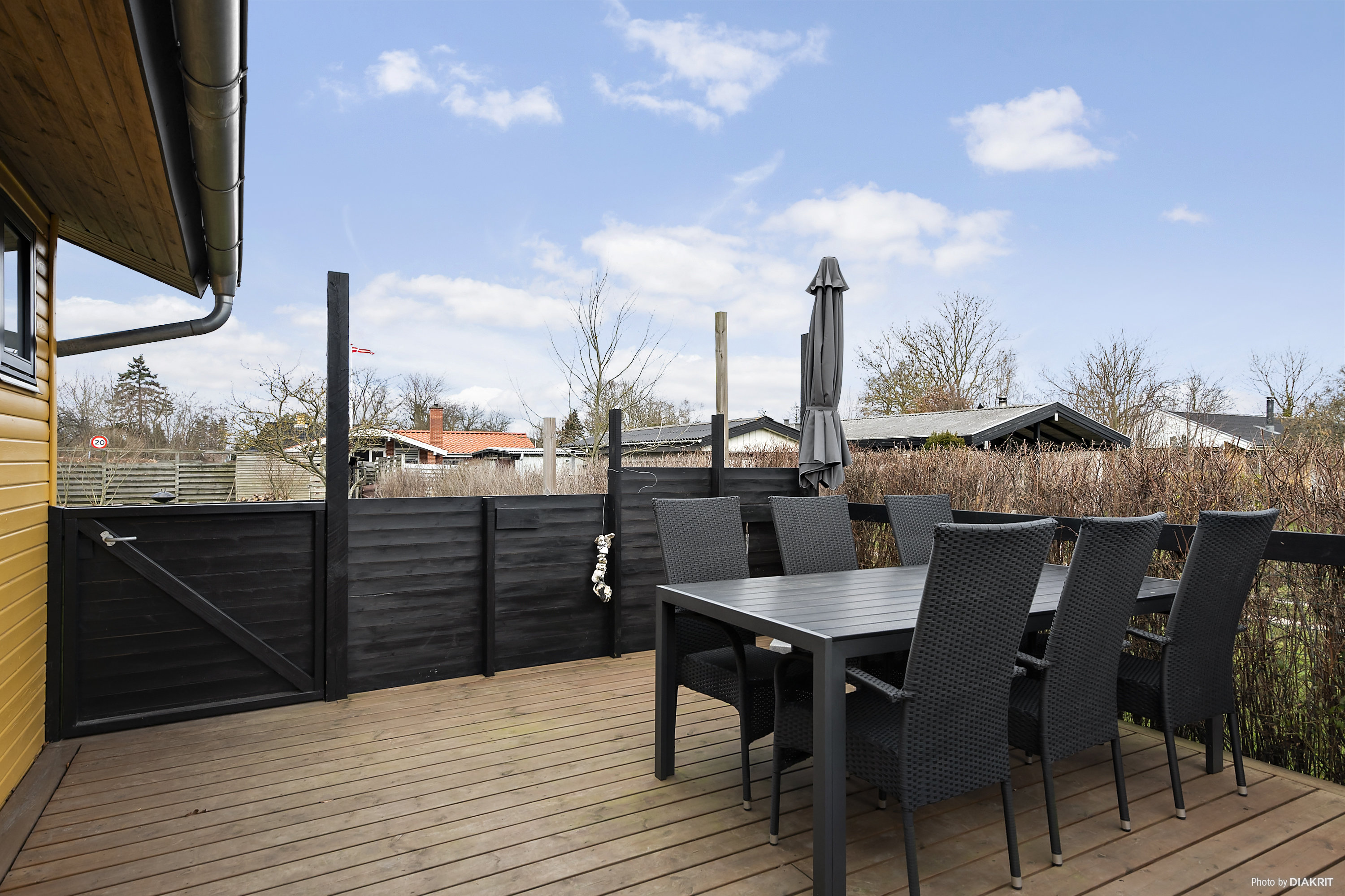 Fremhævet ejendommen billede i fuldskærmstilstand. Billede af Strandagervej 1, Dyngby Strand, 8300 Odder