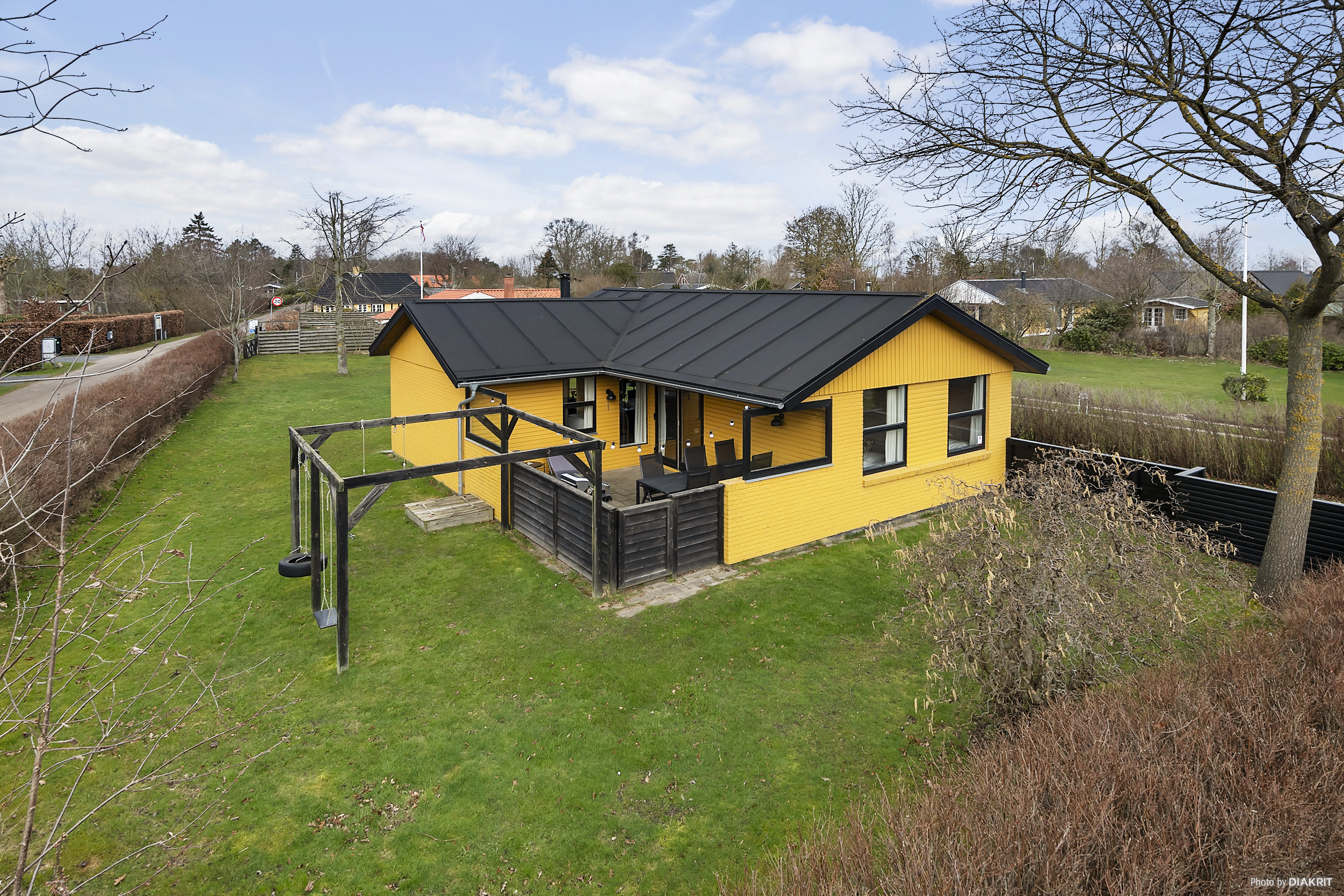 Fremhævet ejendommen billede i fuldskærmstilstand. Billede af Strandagervej 1, Dyngby Strand, 8300 Odder