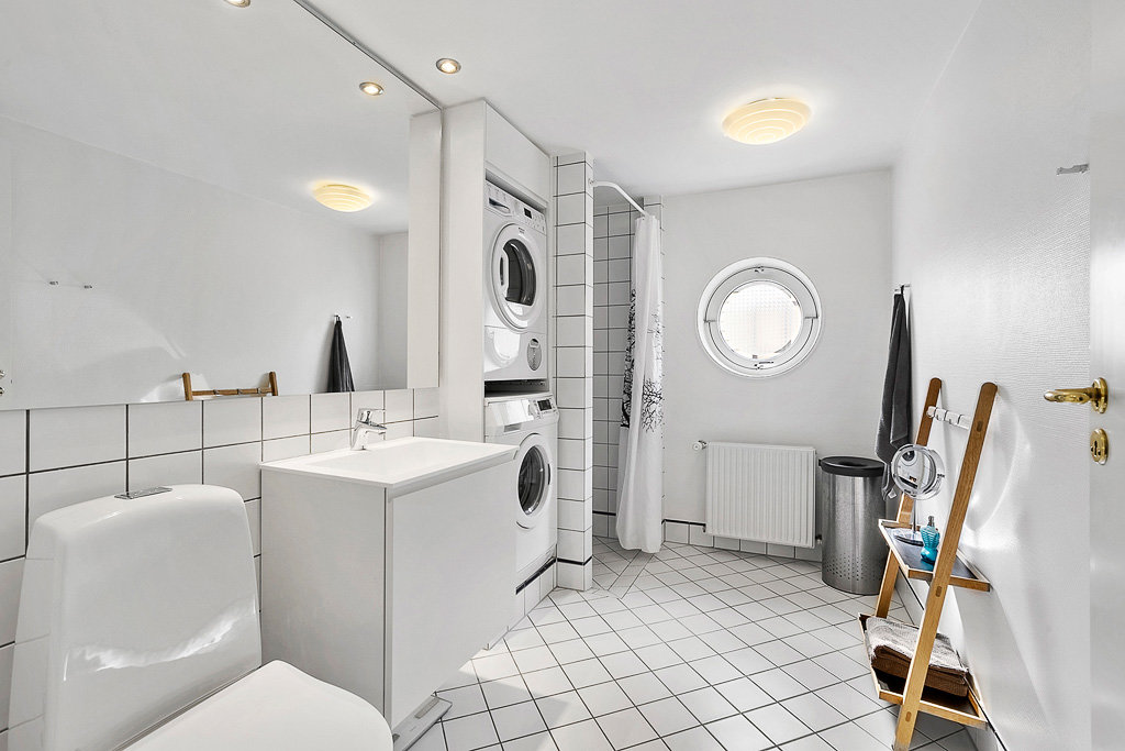 Fremhævet badeværelse billede i fuldskærmstilstand. Billede af Nybrogade 4, 1. mf., 9000 Aalborg