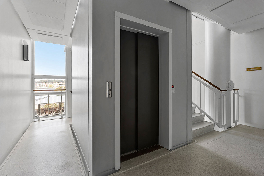 Fremhævet opgang billede i fuldskærmstilstand. Billede af Nybrogade 4, 1. mf., 9000 Aalborg