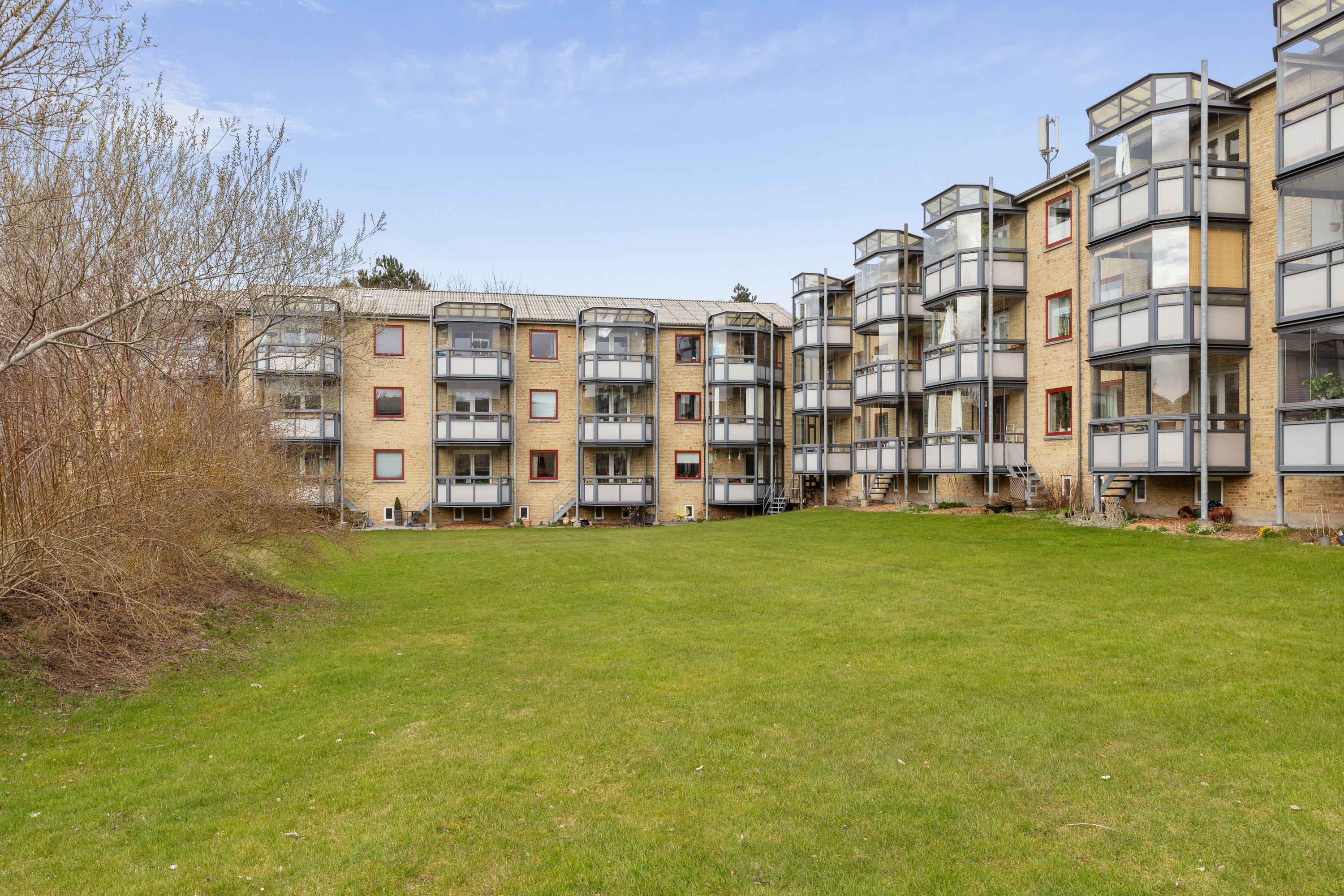 Fremhævet andet billede i fuldskærmstilstand. Billede af Roskildevænget 61, 2. tv., 4000 Roskilde