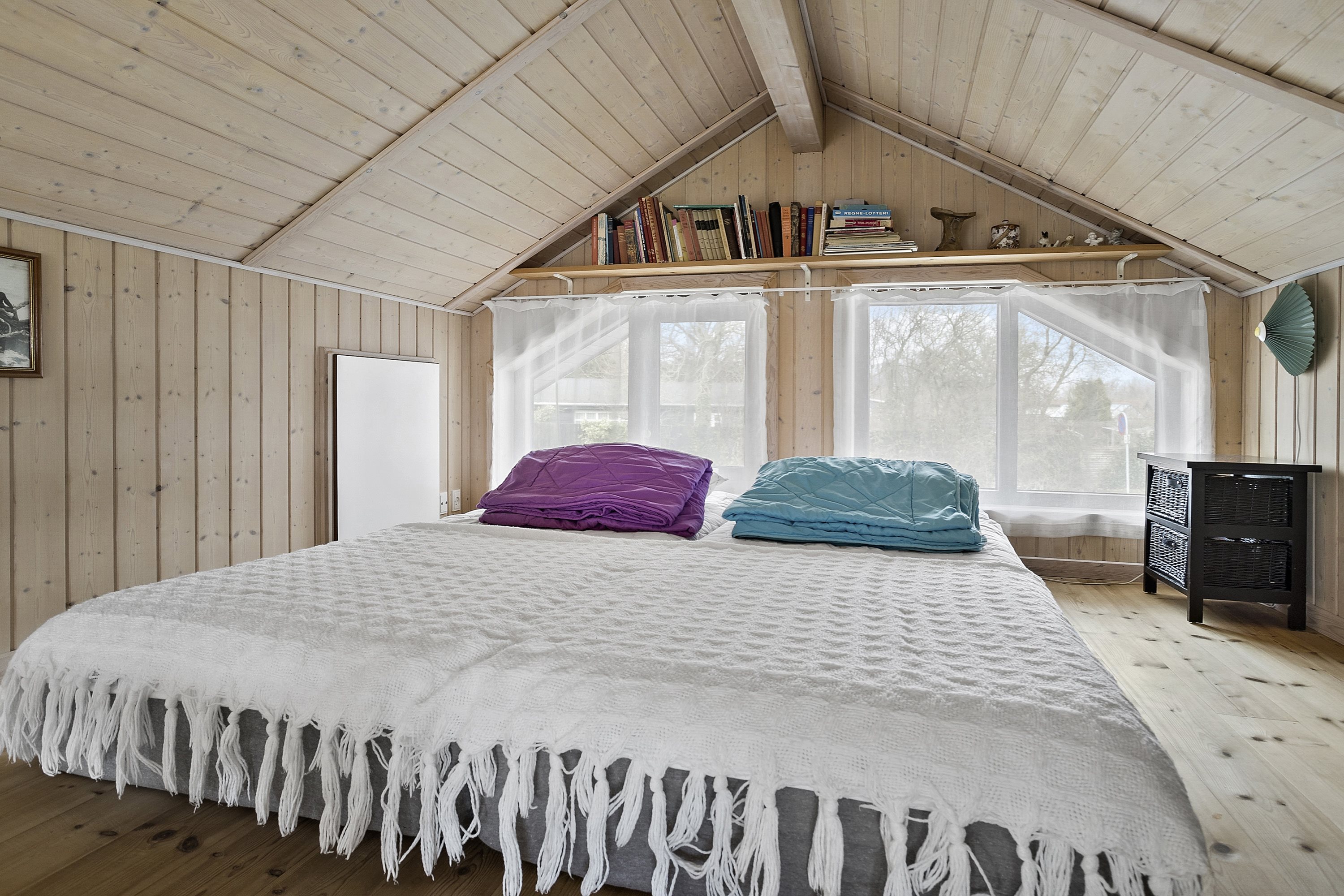 Fremhævet soveværelse billede i fuldskærmstilstand. Billede af Rudehusvej 6, Rude Strand, 8300 Odder