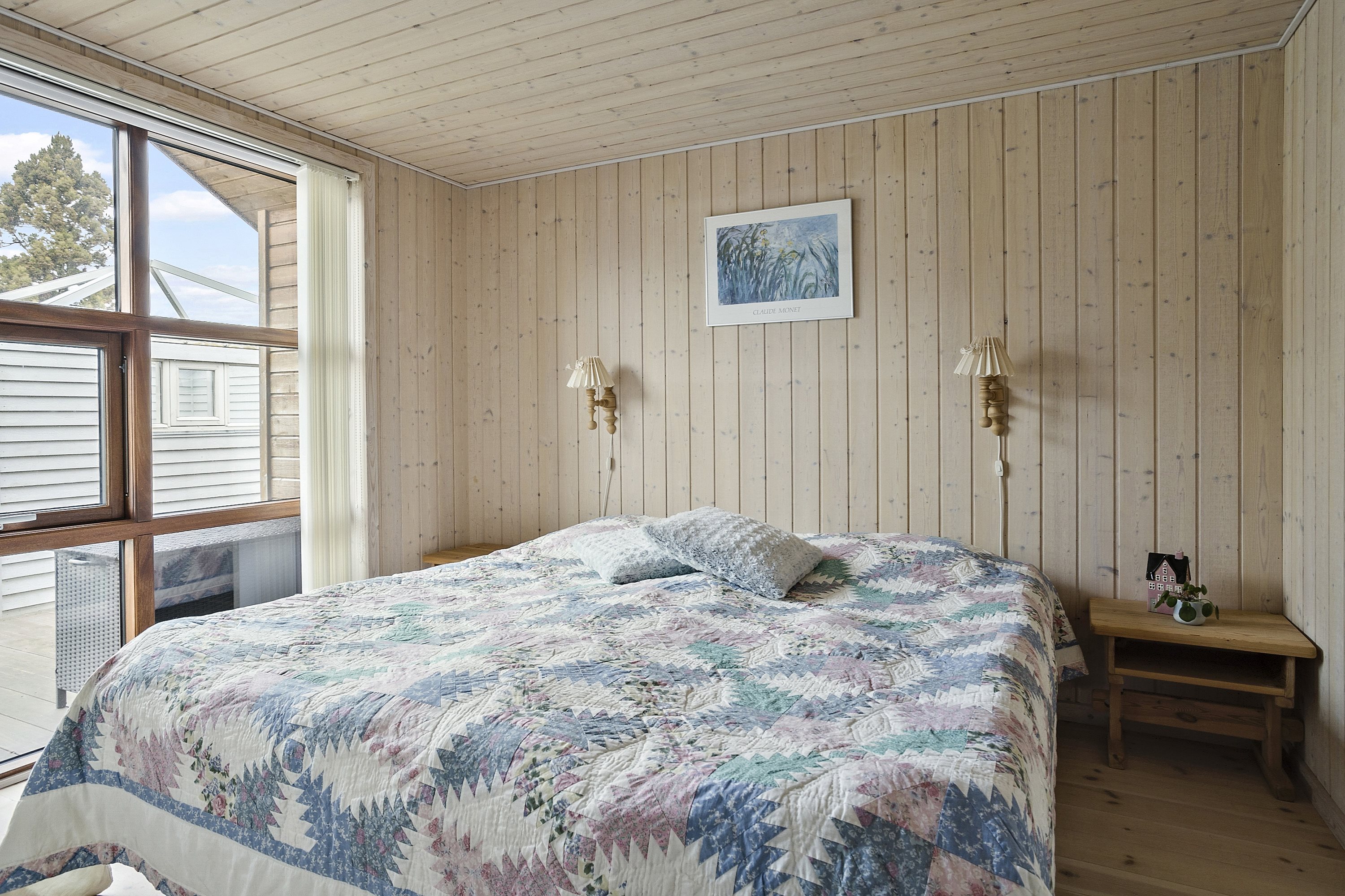 Fremhævet soveværelse billede i fuldskærmstilstand. Billede af Rudehusvej 6, Rude Strand, 8300 Odder