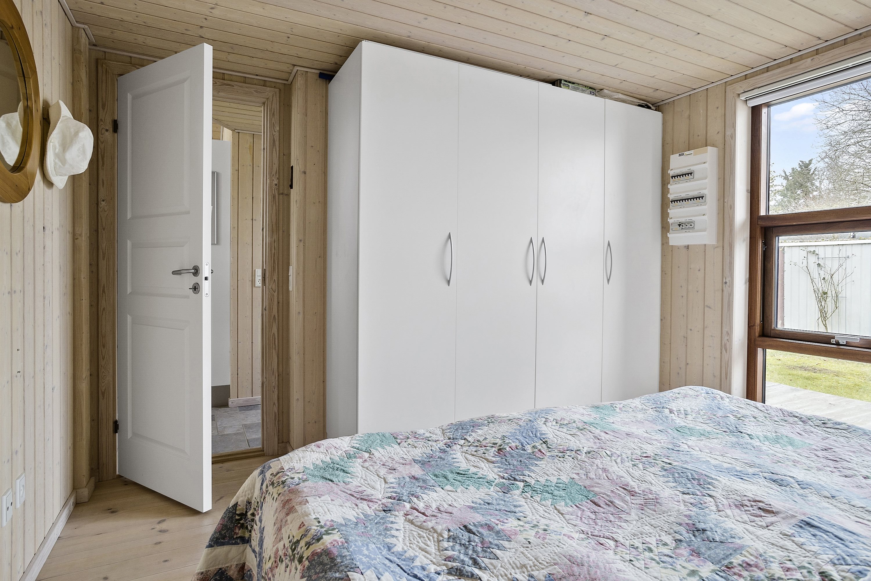 Fremhævet soveværelse billede i fuldskærmstilstand. Billede af Rudehusvej 6, Rude Strand, 8300 Odder