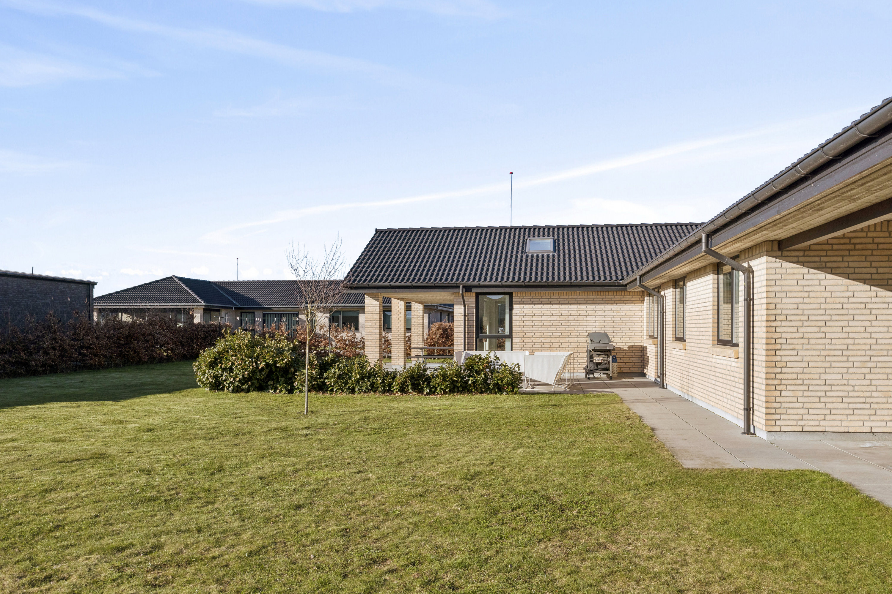 Fremhævet andet billede i fuldskærmstilstand. Billede af Østermarken 319, 9320 Hjallerup