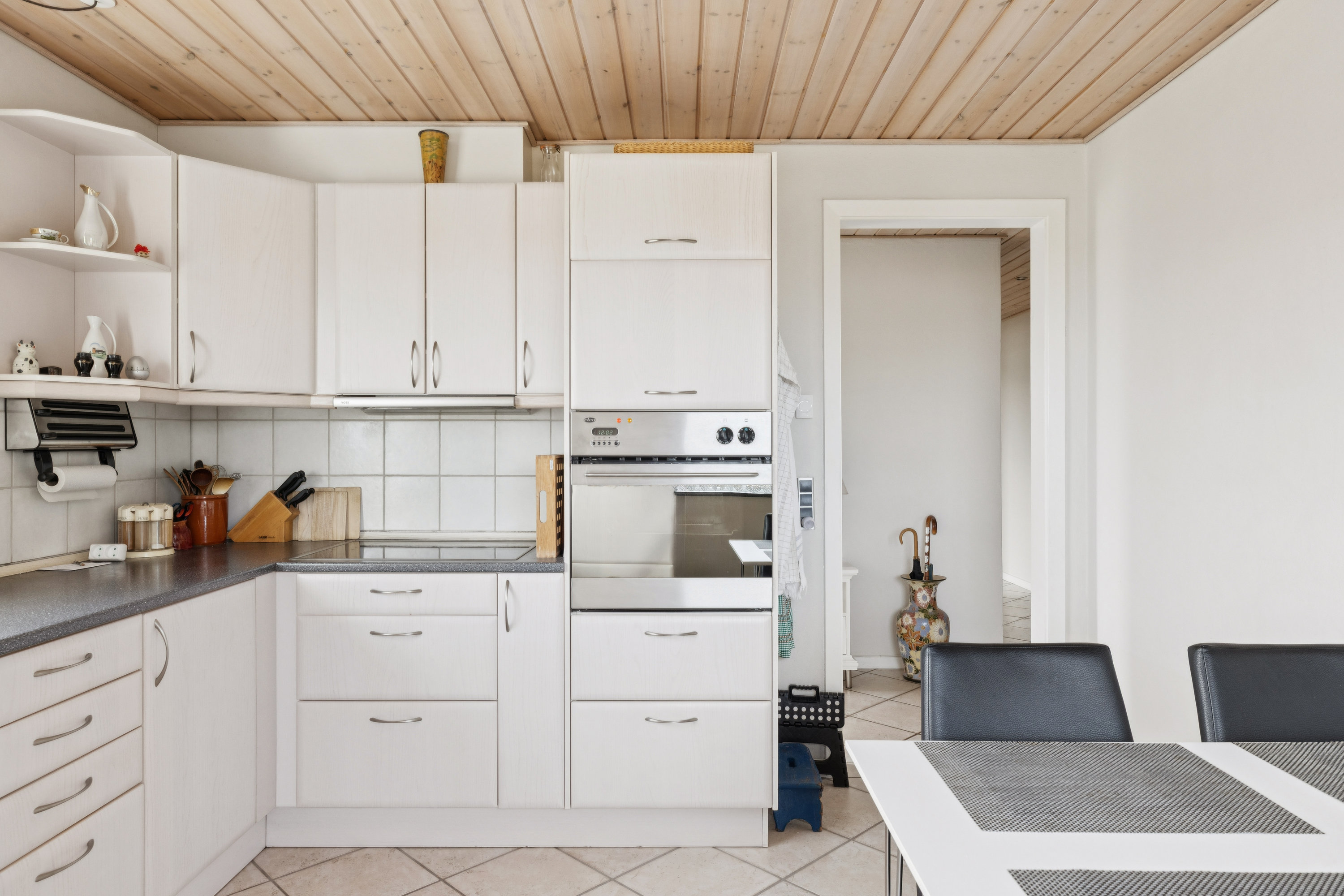 Fremhævet køkken billede i fuldskærmstilstand. Billede af Lillehave 8, Fynshav, 6440 Augustenborg