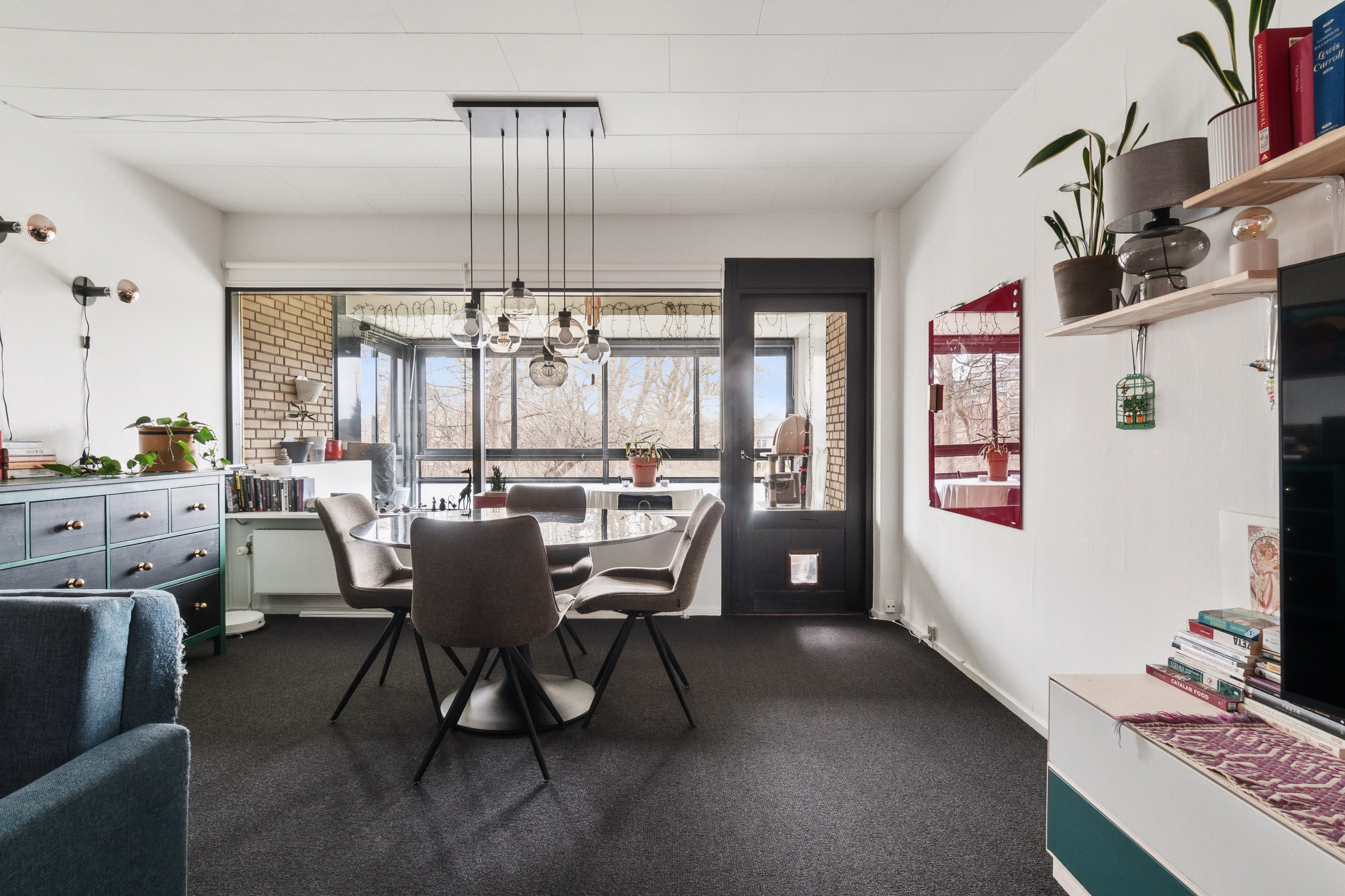 Fremhævet stue billede i fuldskærmstilstand. Billede af Bondehavevej 10G, 1. tv., 2880 Bagsværd