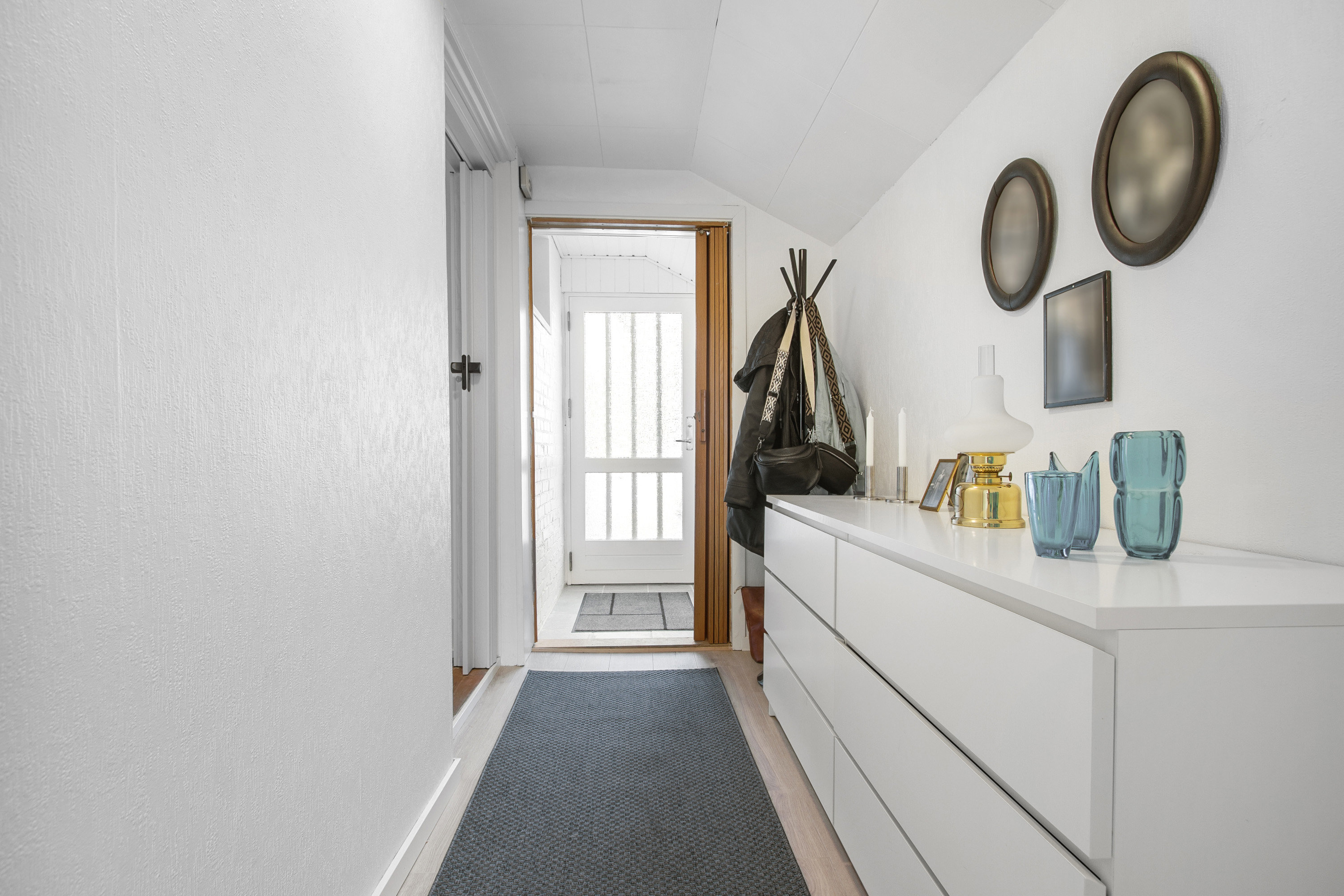 Fremhævet entre billede i fuldskærmstilstand. Billede af Rønnestvej 12, 9900 Frederikshavn