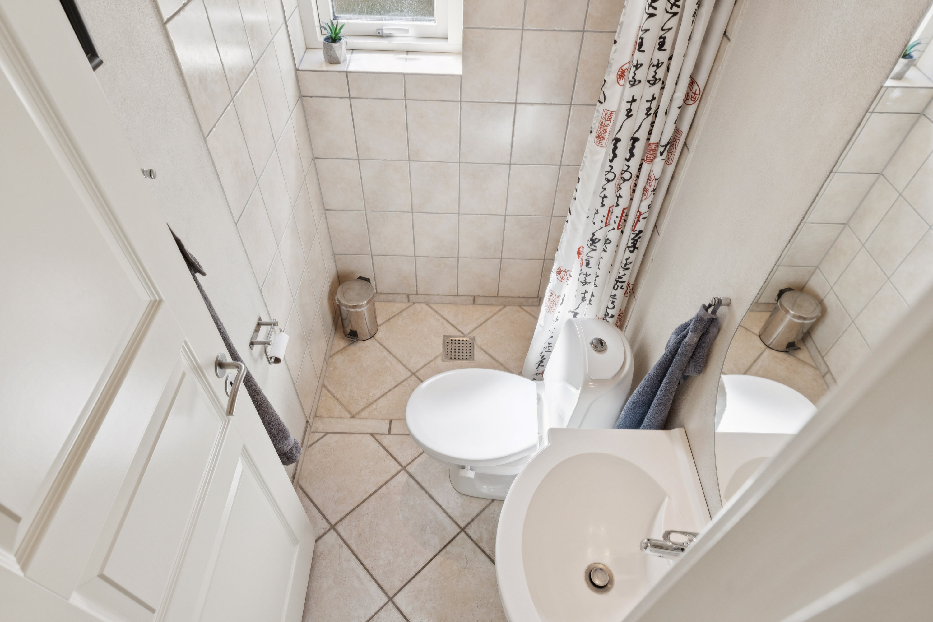 Fremhævet badeværelse billede i fuldskærmstilstand. Billede af Lillehave 8, Fynshav, 6440 Augustenborg