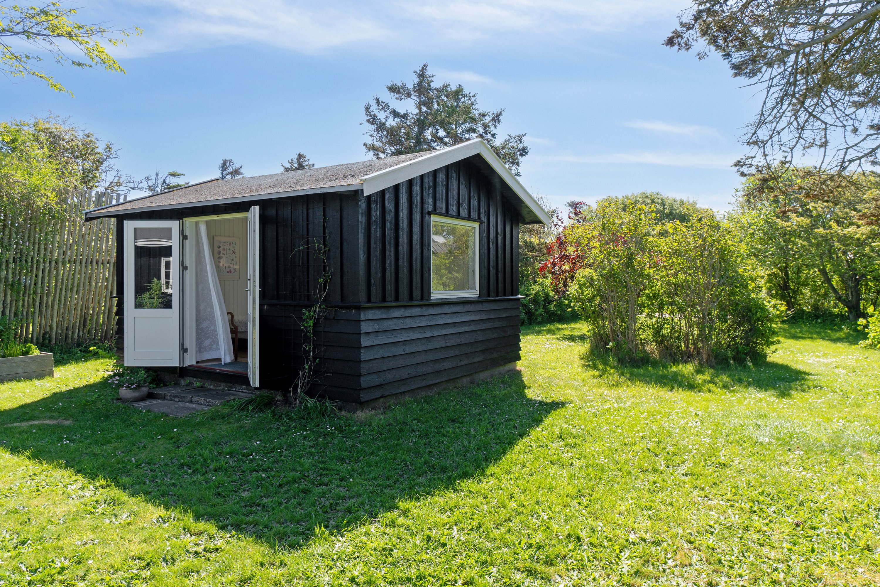 Fremhævet udhus billede i fuldskærmstilstand. Billede af Leck Fischersvej 6, Kikhavn, 3390 Hundested