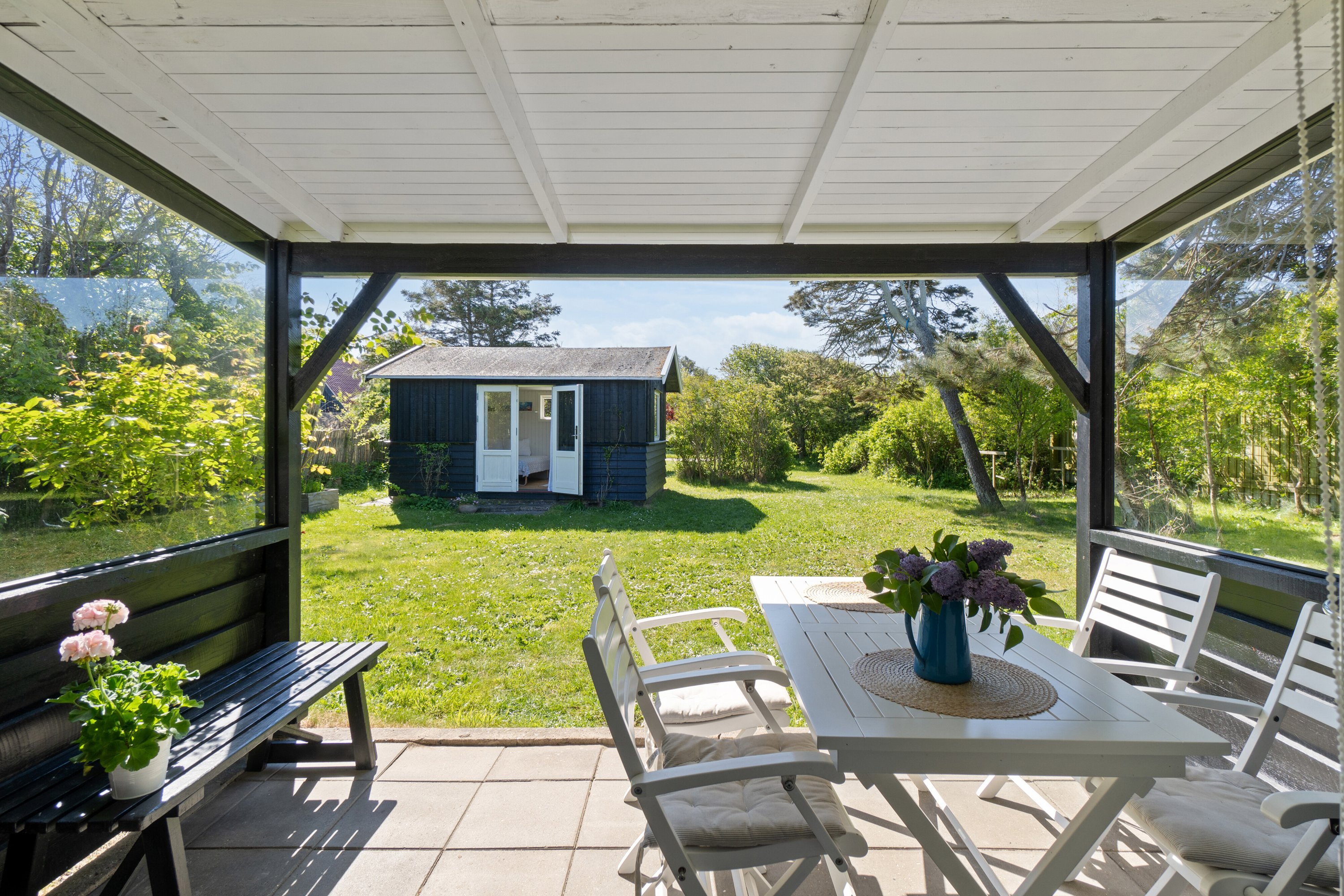 Fremhævet overdækket terrasse billede i fuldskærmstilstand. Billede af Leck Fischersvej 6, Kikhavn, 3390 Hundested
