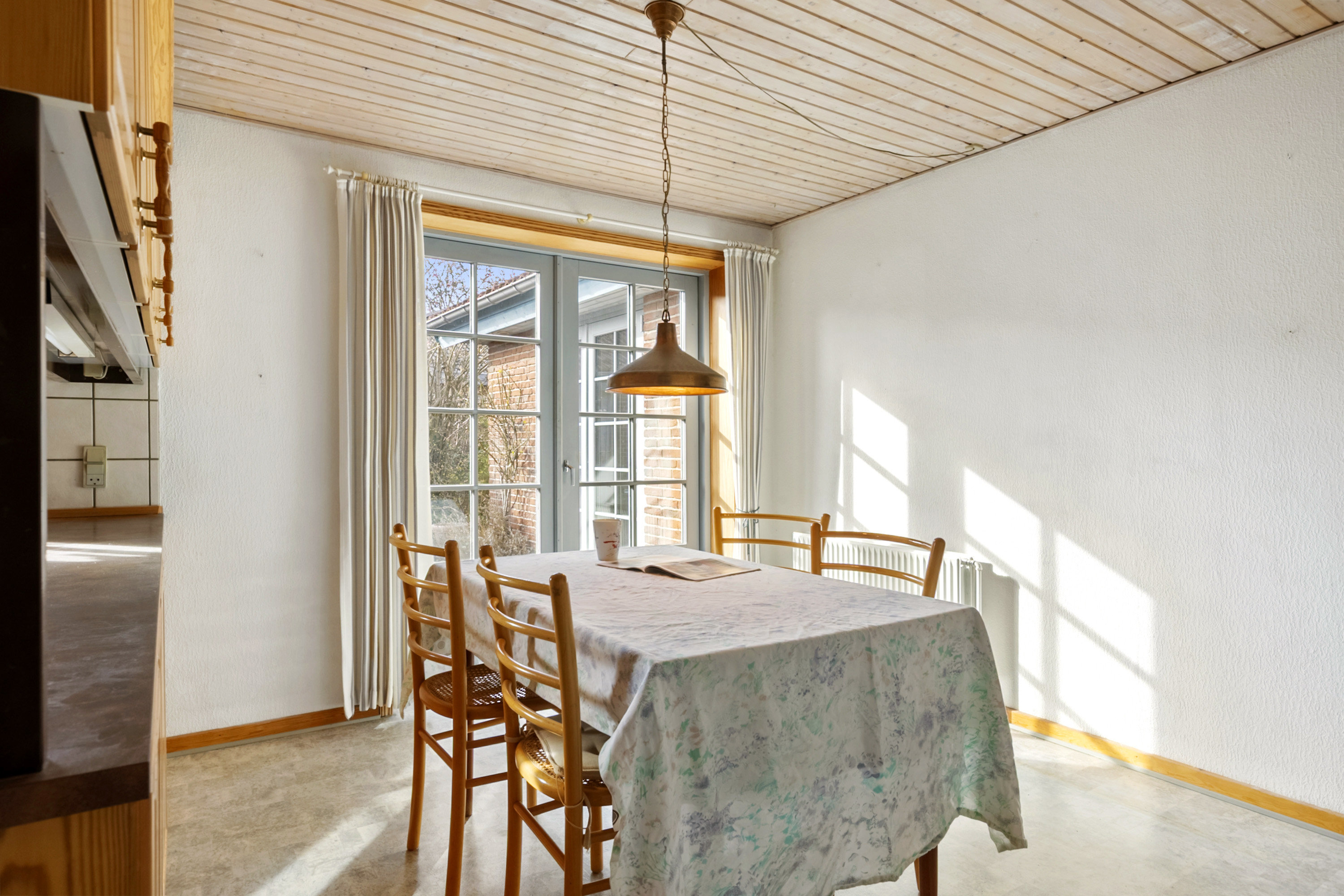 Fremhævet spisekøkken billede i fuldskærmstilstand. Billede af Frueløkke 185, 6200 Aabenraa