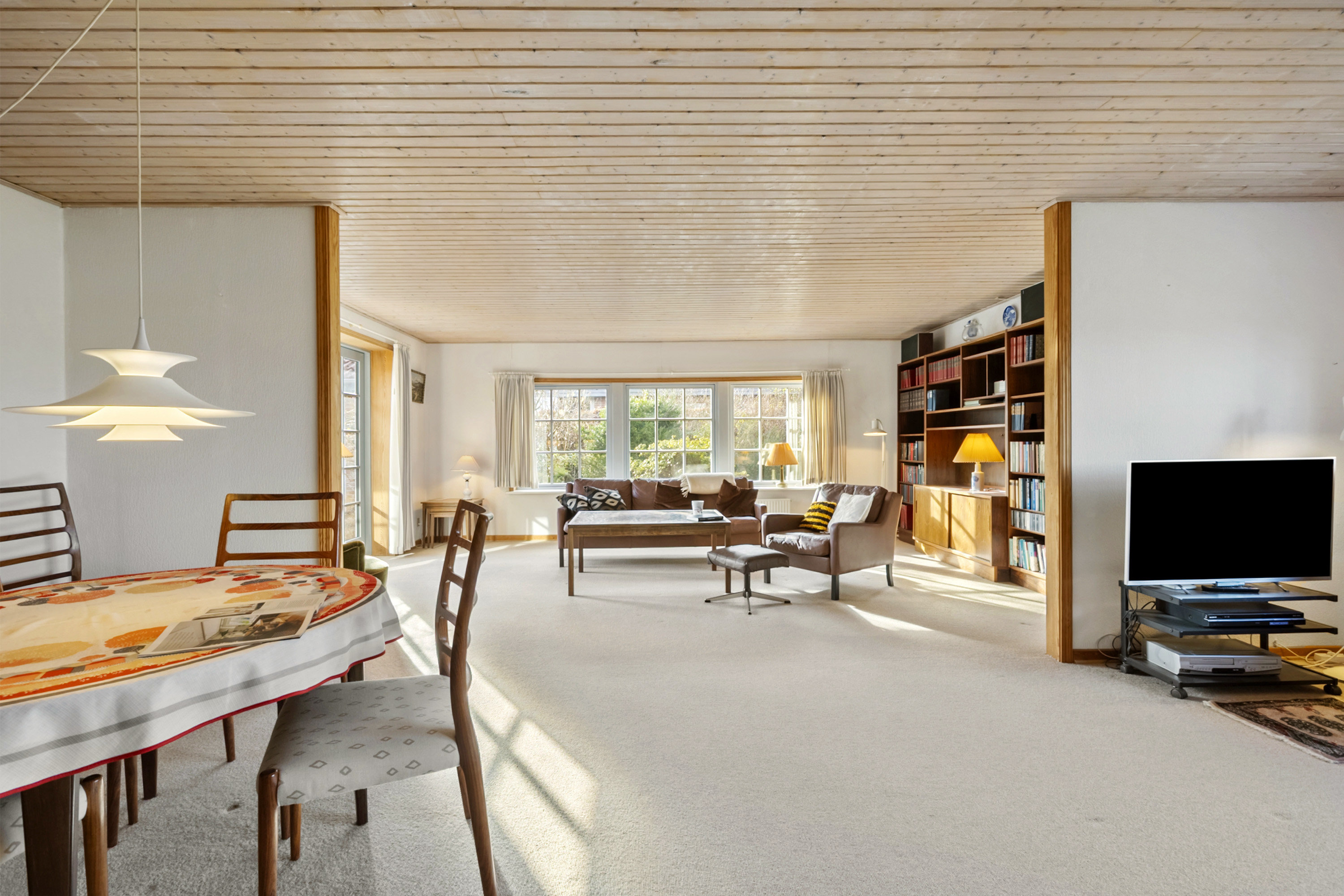 Fremhævet stue billede i fuldskærmstilstand. Billede af Frueløkke 185, 6200 Aabenraa