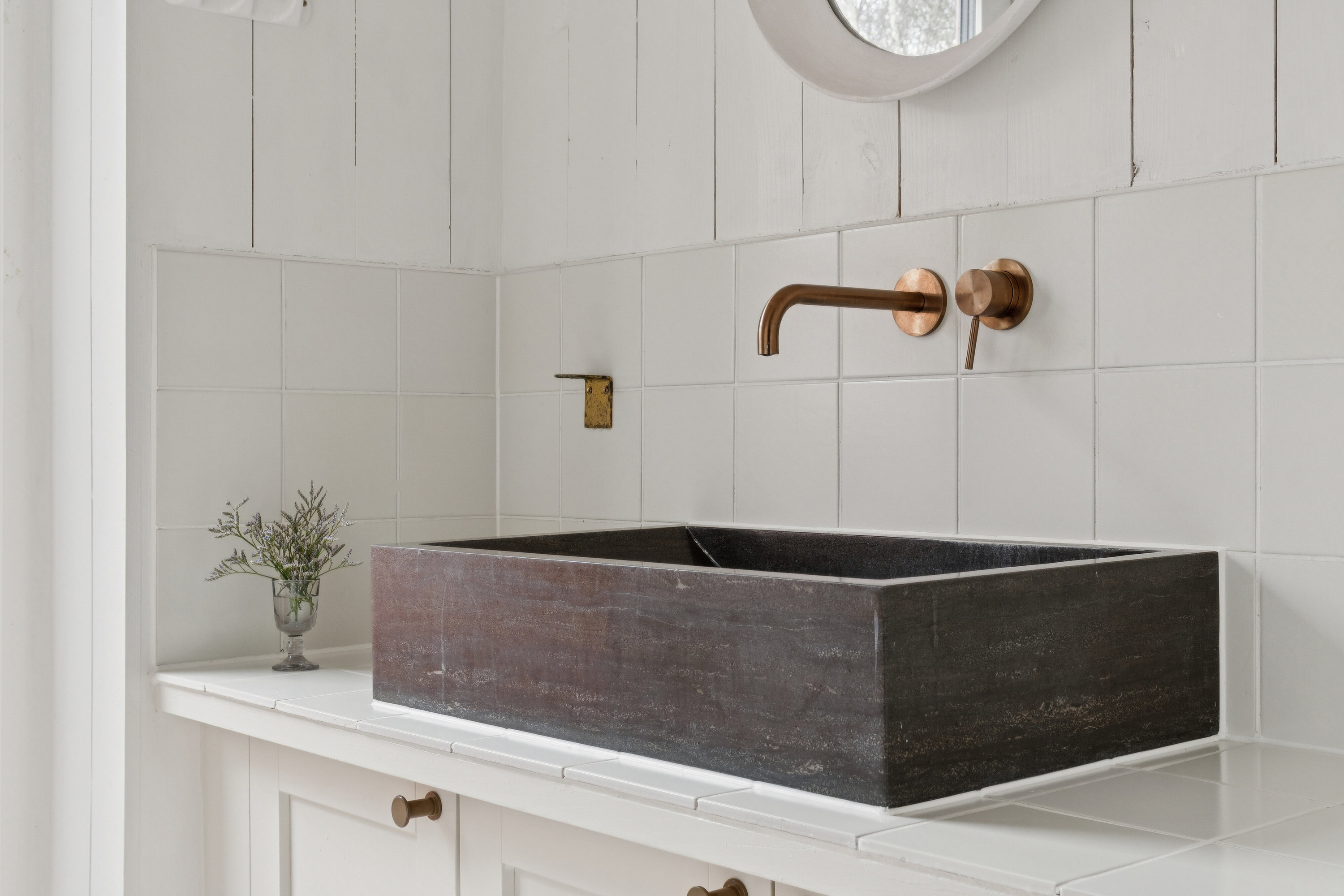 Fremhævet badeværelse billede i fuldskærmstilstand. Billede af Gøgevænget 6, Rågeleje, 3210 Vejby